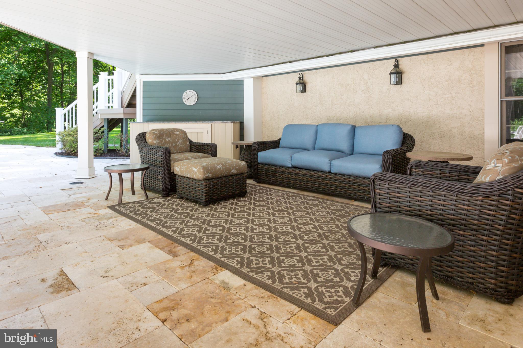 RADNOR HUNT - Residential