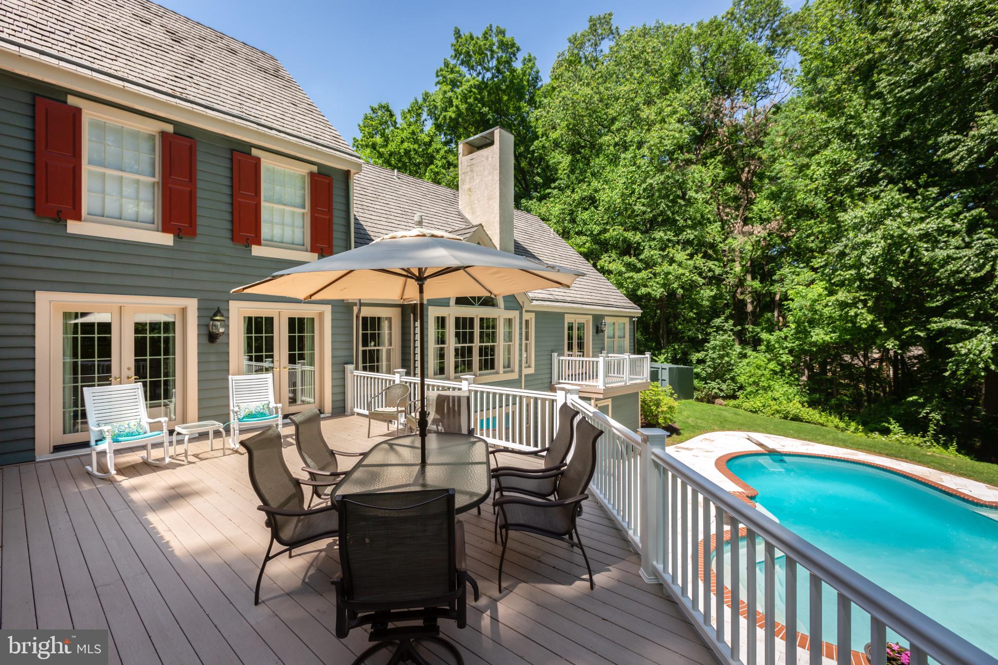 RADNOR HUNT - Residential