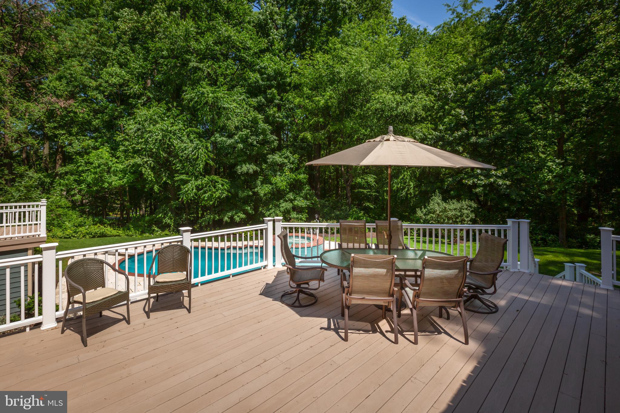 RADNOR HUNT - Residential