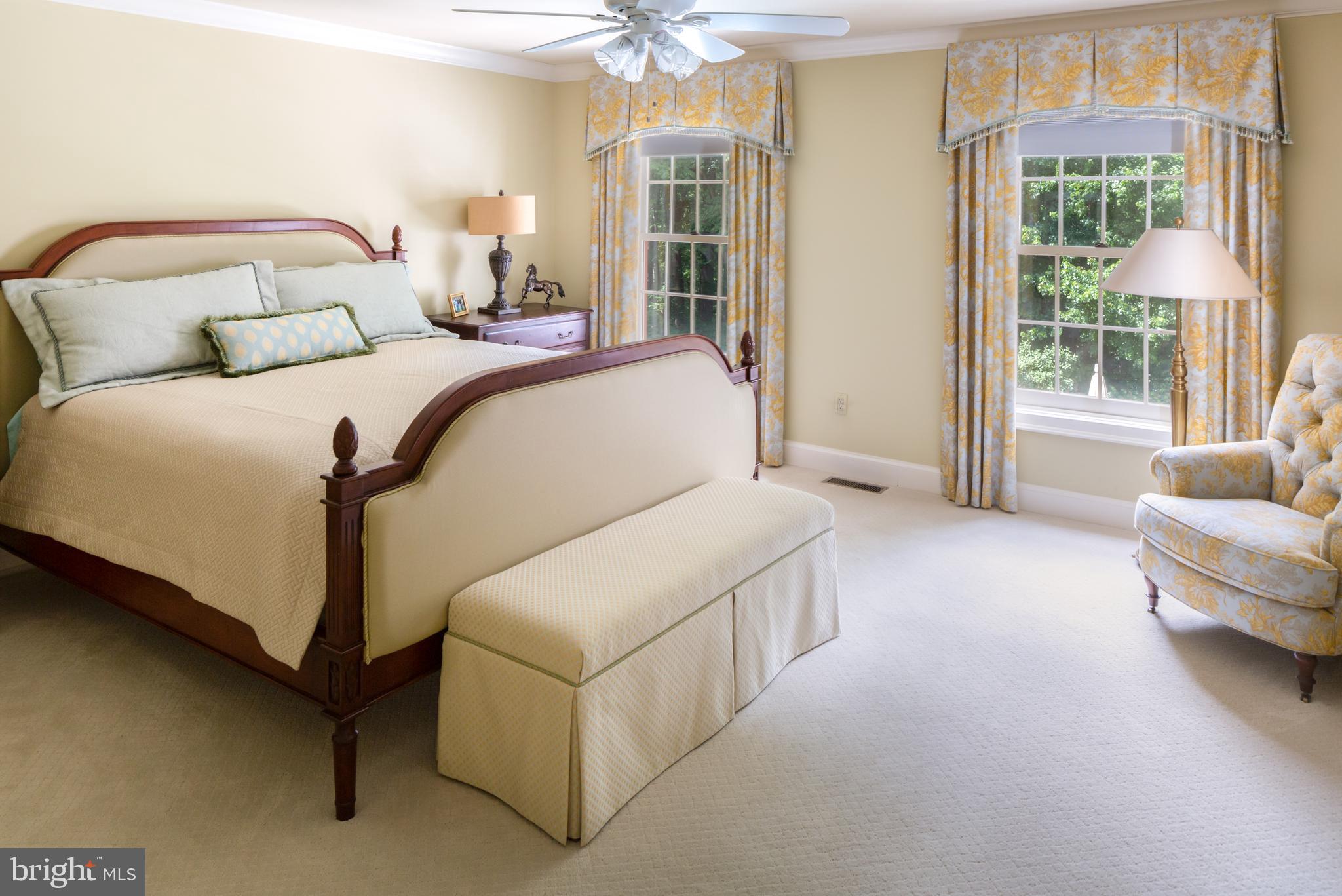 RADNOR HUNT - Residential