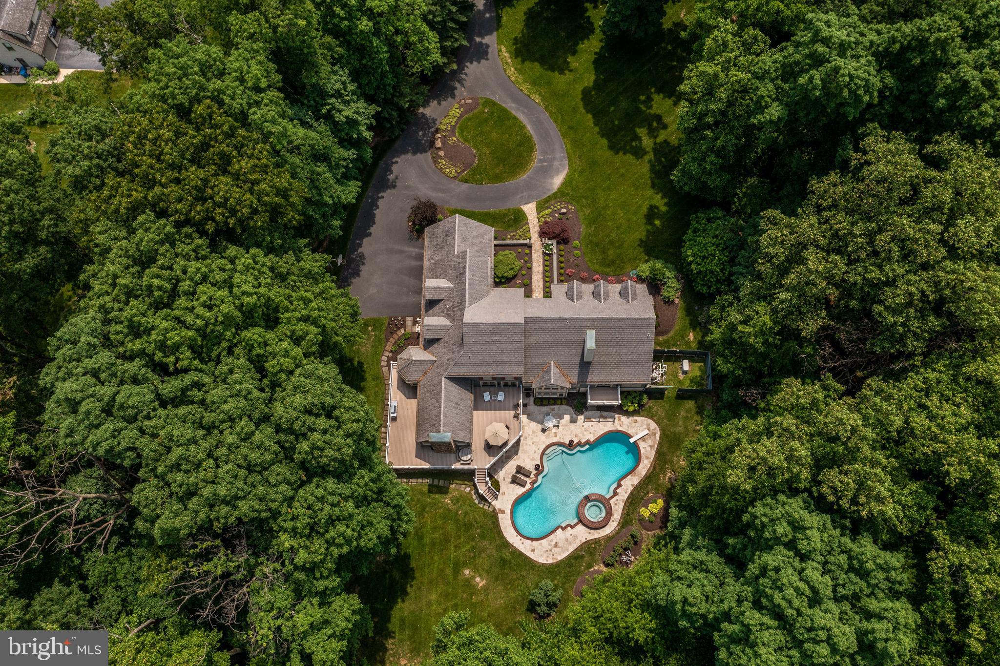 RADNOR HUNT - Residential