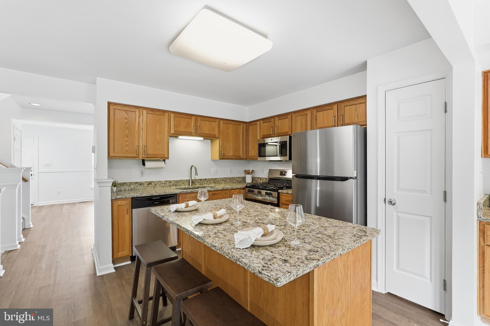 9041 FALCON GLEN COURT