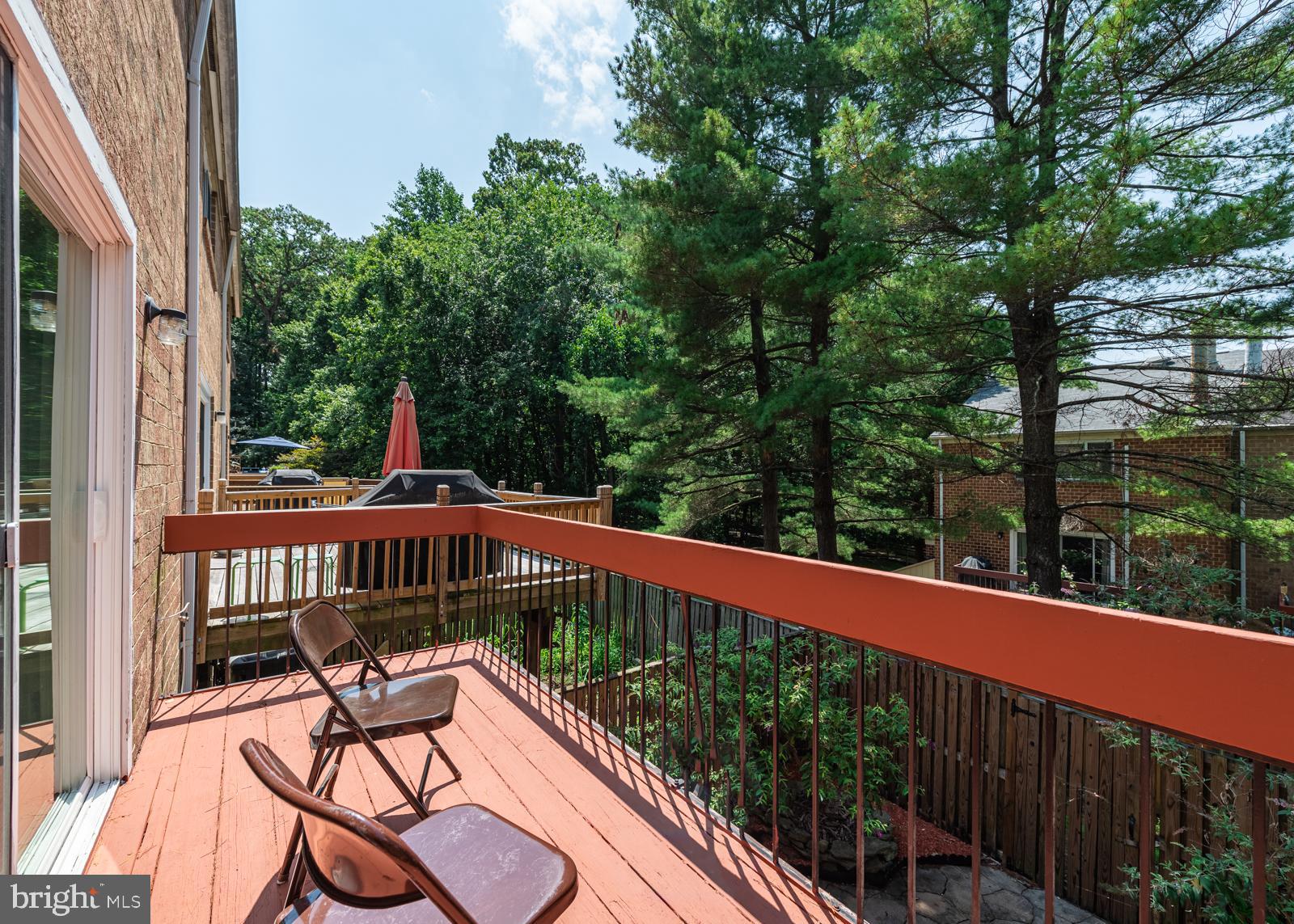 HICKORY HOLLOW - Residential Lease