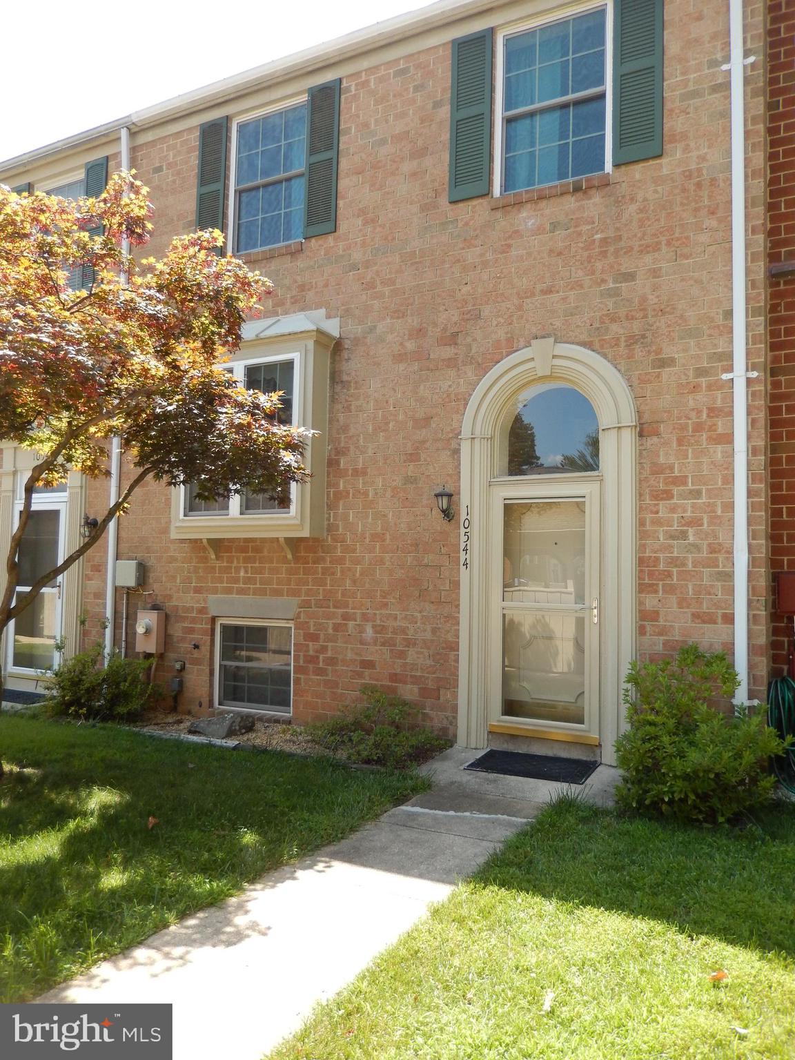 HICKORY HOLLOW - Residential Lease