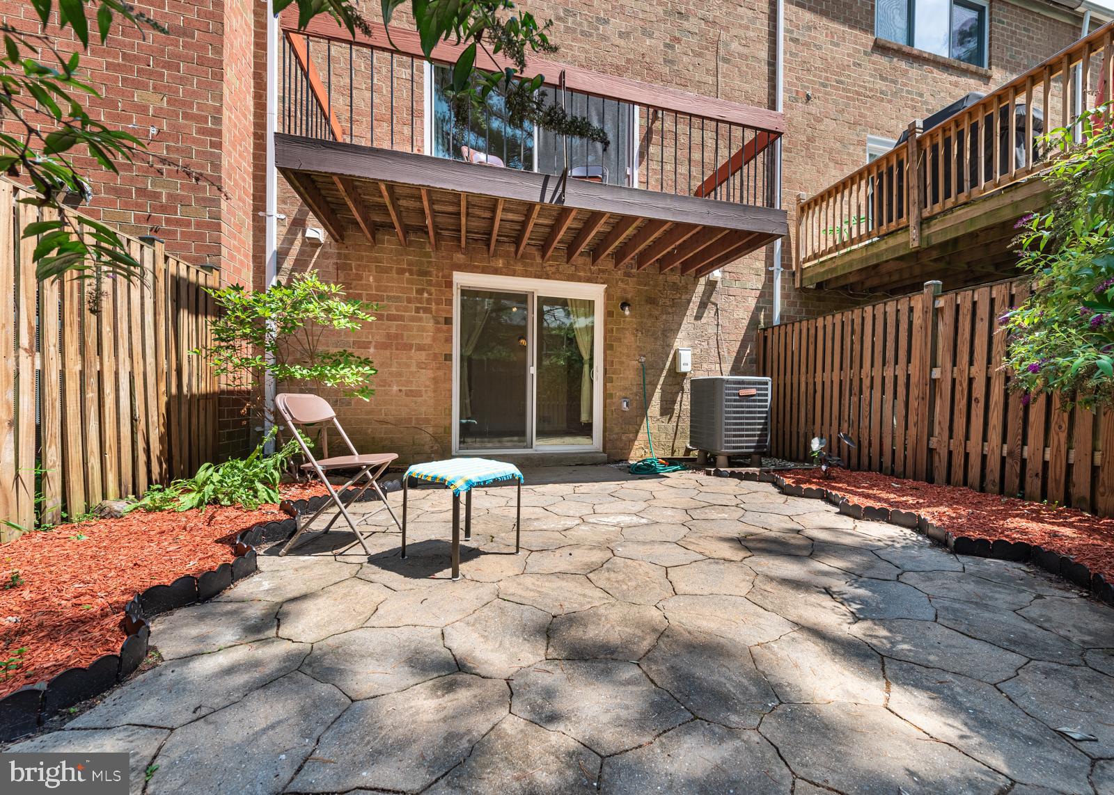 HICKORY HOLLOW - Residential Lease