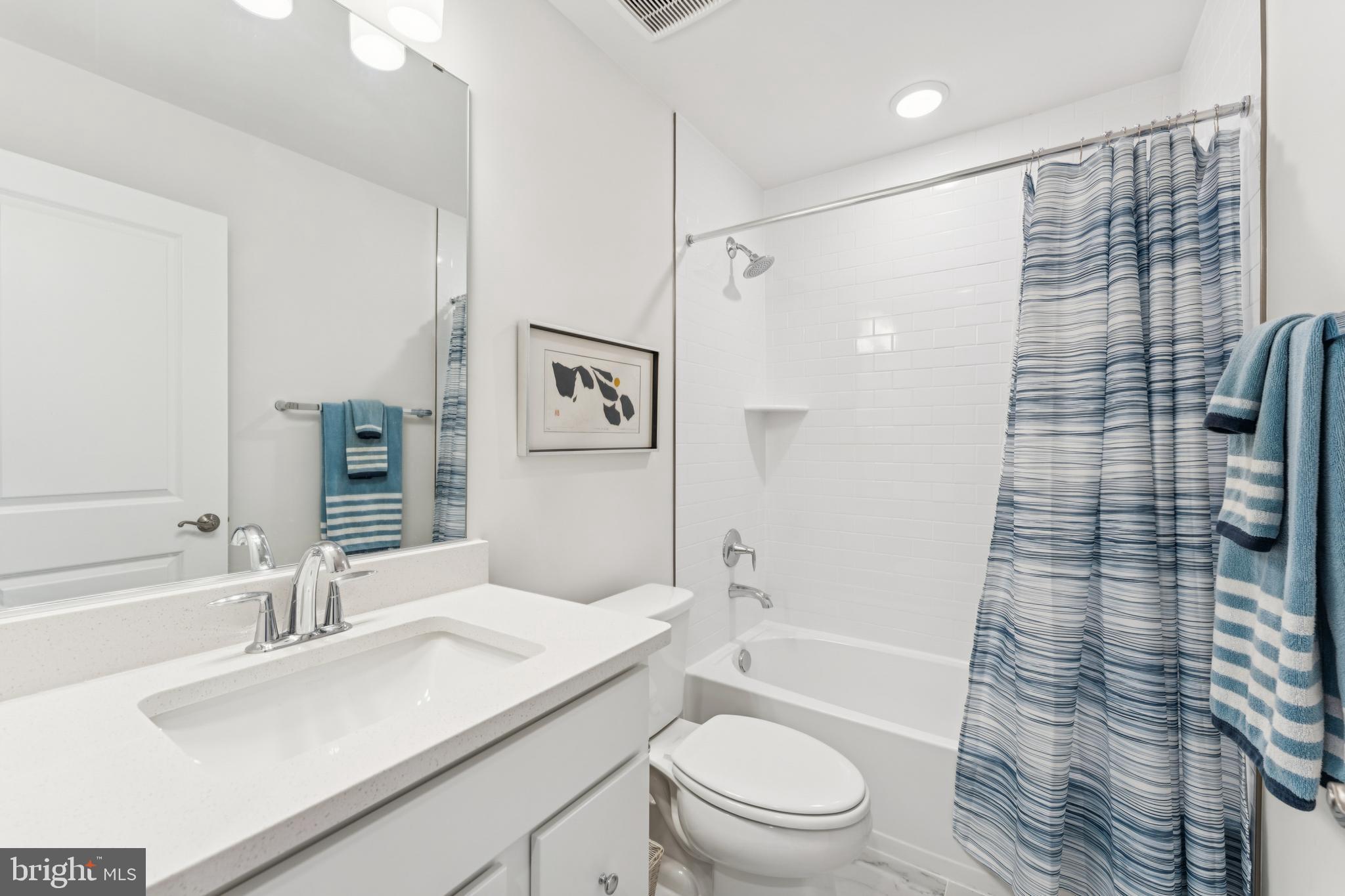 GATEWAY WEST - Residential