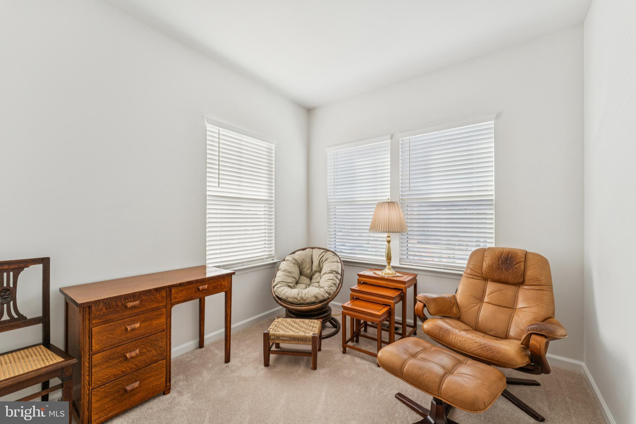 GATEWAY WEST - Residential