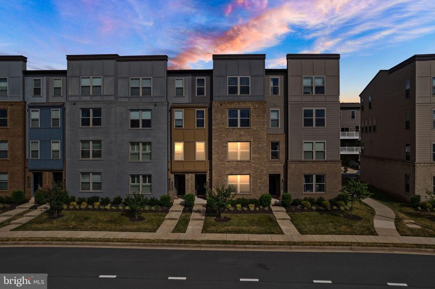 **OPEN HOUSE**Saturday 7/20, 10am-12pm**Welcome to this immaculate 2-bedroom, 2.5-bathroom condo that feels practically brand new. With fresh paint throughout, hardwood floors on the main level, and new carpet upstairs, this home is exceptionally clean and move-in ready.
As you step through the front door, you'll be greeted by an open layout that seamlessly connects the kitchen, dining, and living areas, fostering a sense of togetherness. The main level's design is perfect for both everyday living and entertaining.
Upstairs, you'll find a spacious flex area that can serve as an entertainment zone, office, or even be converted into a third bedroom with the addition of a door. This level also provides access to a private balcony, perfect for relaxing or hosting gatherings.
This condo is situated perfectly, where you'll be able to enjoy the vibrant local scene. Just a short drive away, you'll find 2 Silos Brewing Company and The Black Sheep restaurant, offering great dining options. Old Town Manassas is approximately 3 miles away, where you can enjoy events like First Fridays, a bustling farmer's market, ice skating, outdoor concerts, holiday parades, vendor fairs, and a variety of restaurants, coffee shops, ice cream shops, bakeries, small stores and boutique shops.
For commuters, this location is a dream. With easy access to Route 66, Route 28, the VRE, and Amtrak, getting to your destination is a breeze.
Don’t miss the chance to not only live in this exceptional location but to also own a home in pristine condition. Schedule a showing today and discover the comfort and convenience that await you.