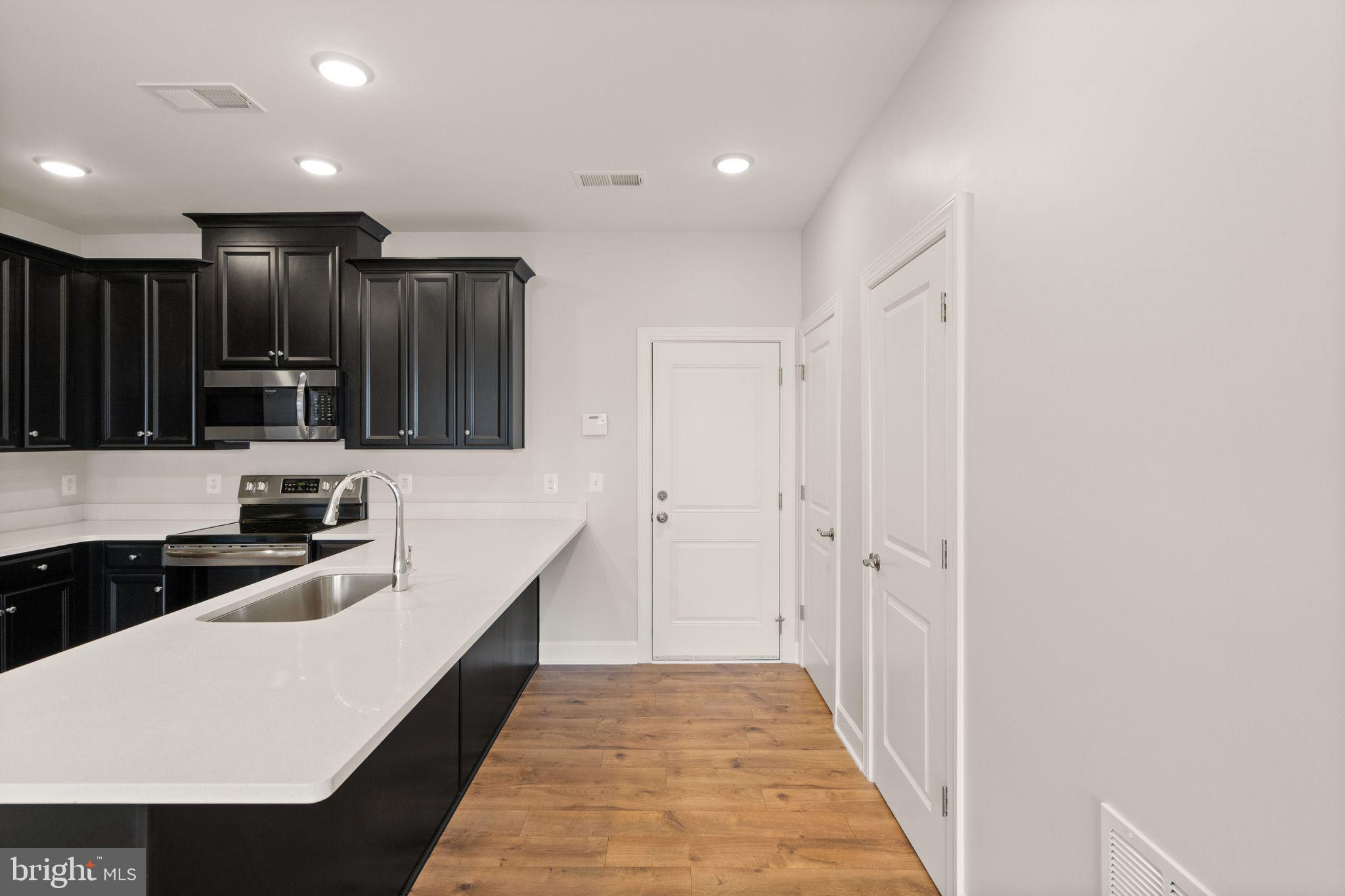 THE LANDING AT CANNON BRANCH - Residential