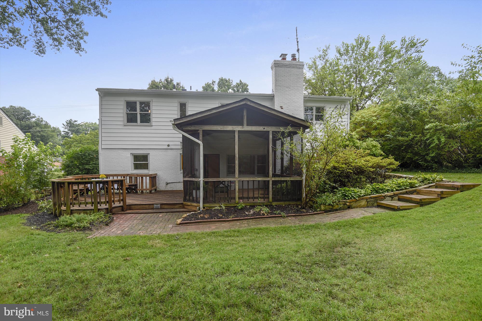 MONTICELLO PARK - Residential