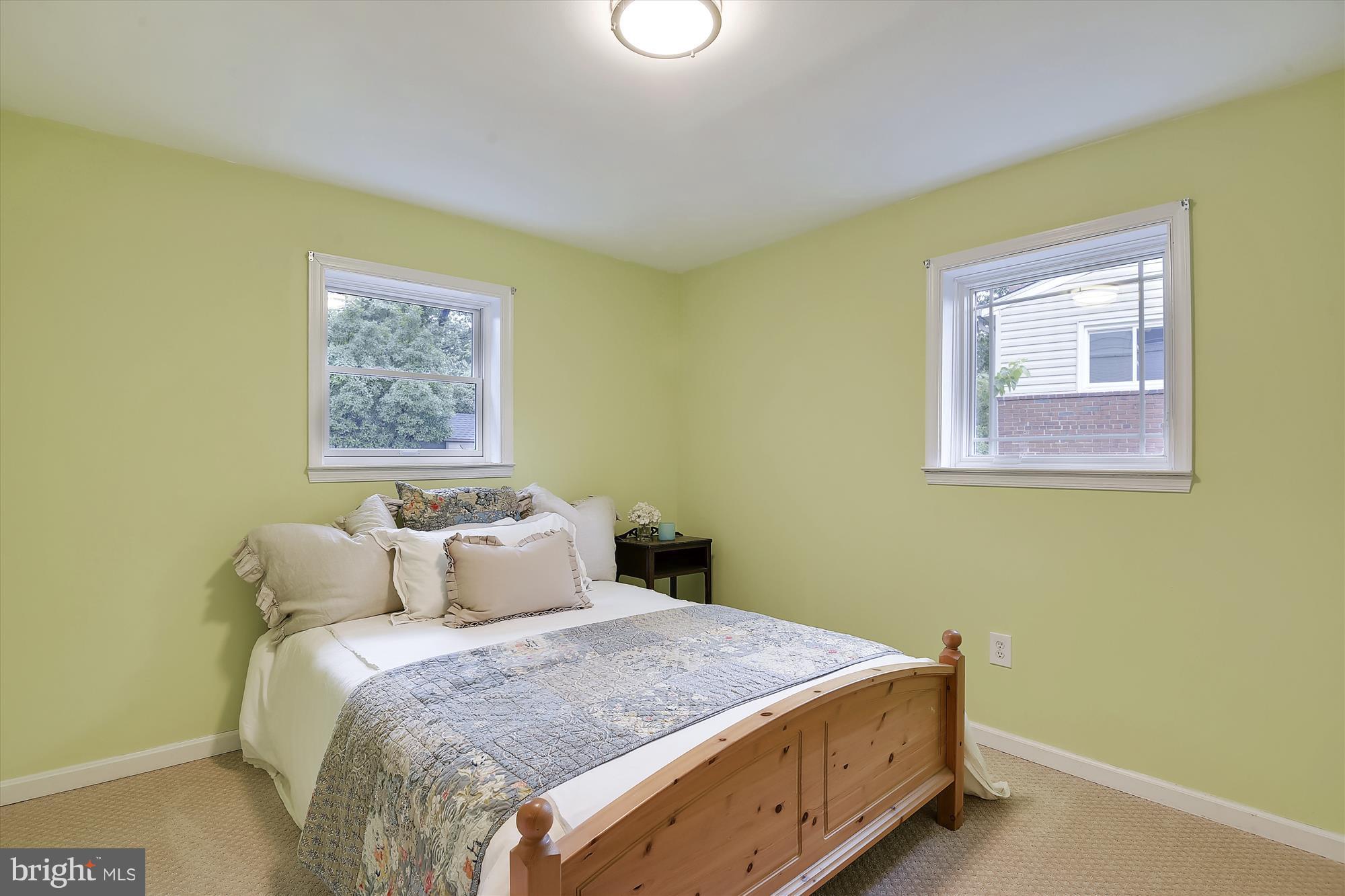 MONTICELLO PARK - Residential