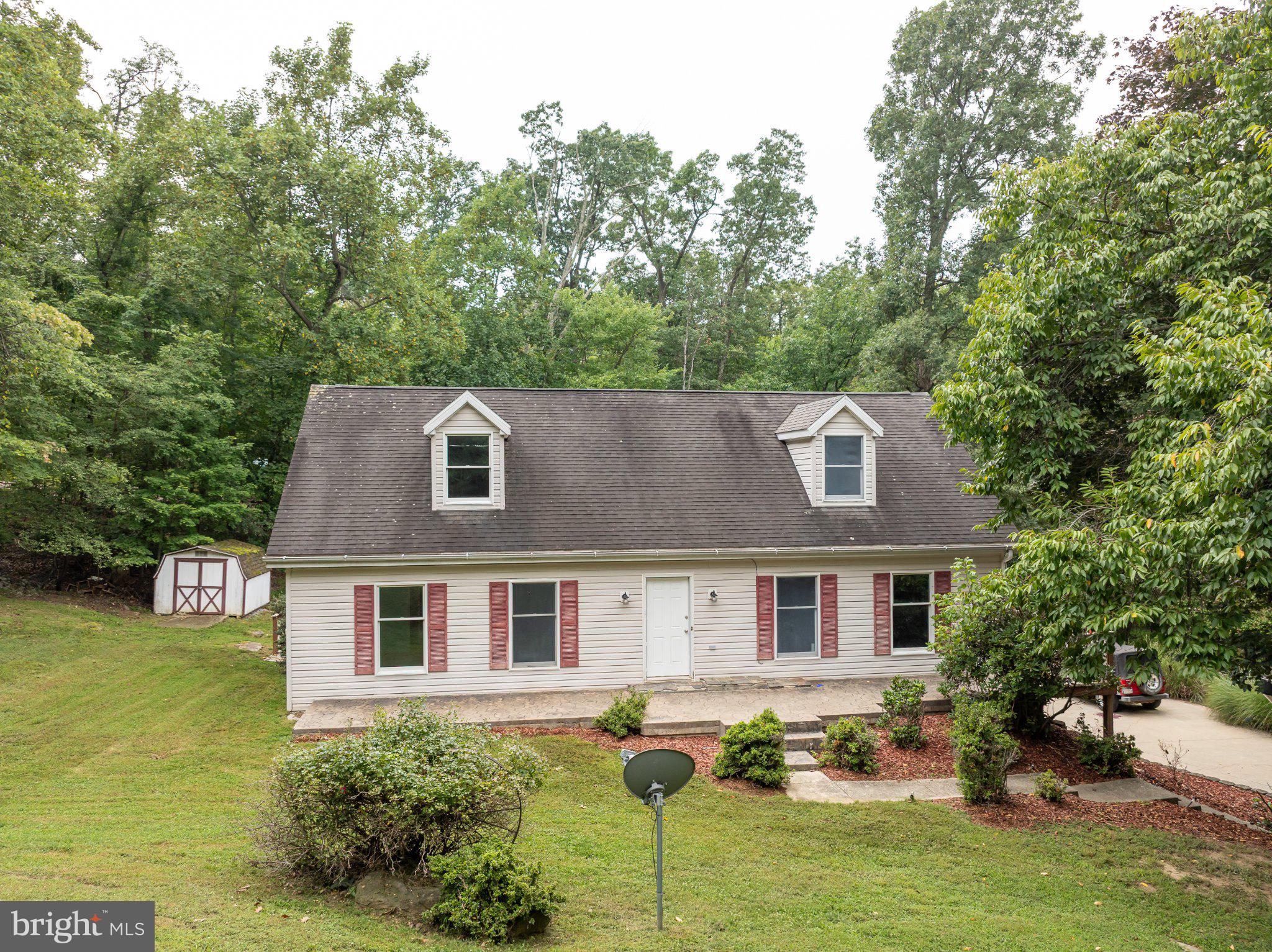298 ASHLAND WOODS DRIVE