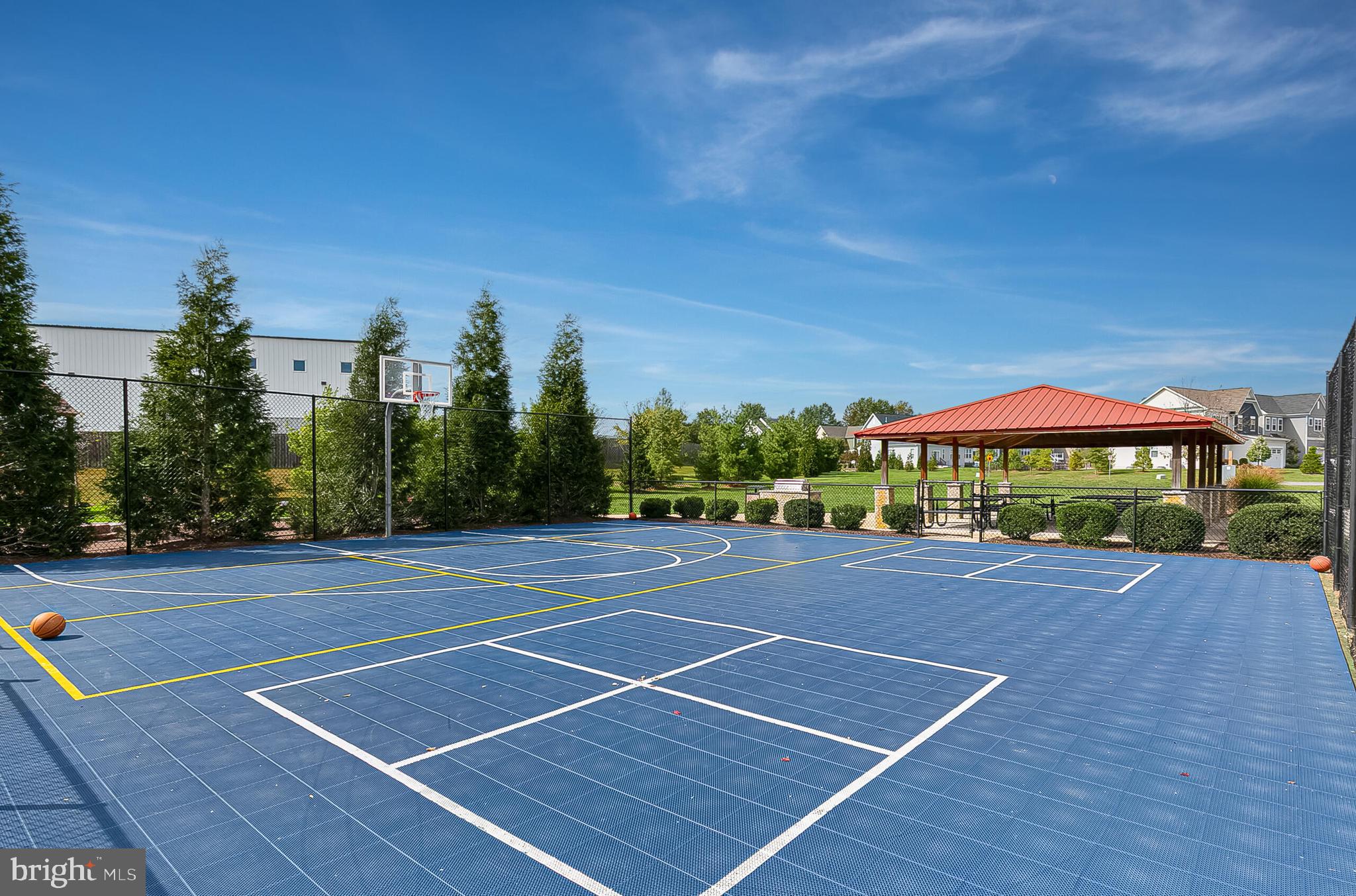 MAYFAIR - Residential