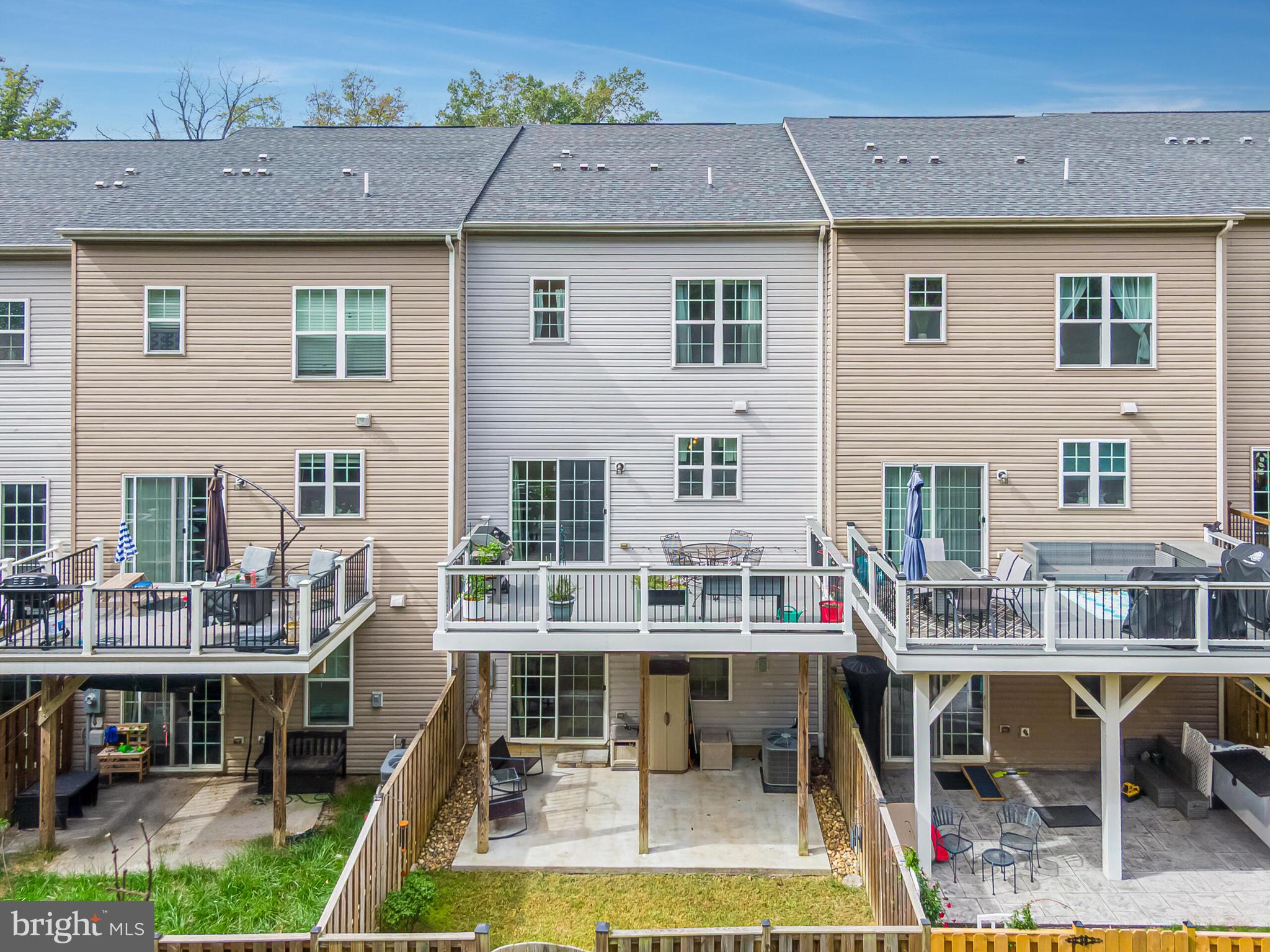 MAYFAIR - Residential