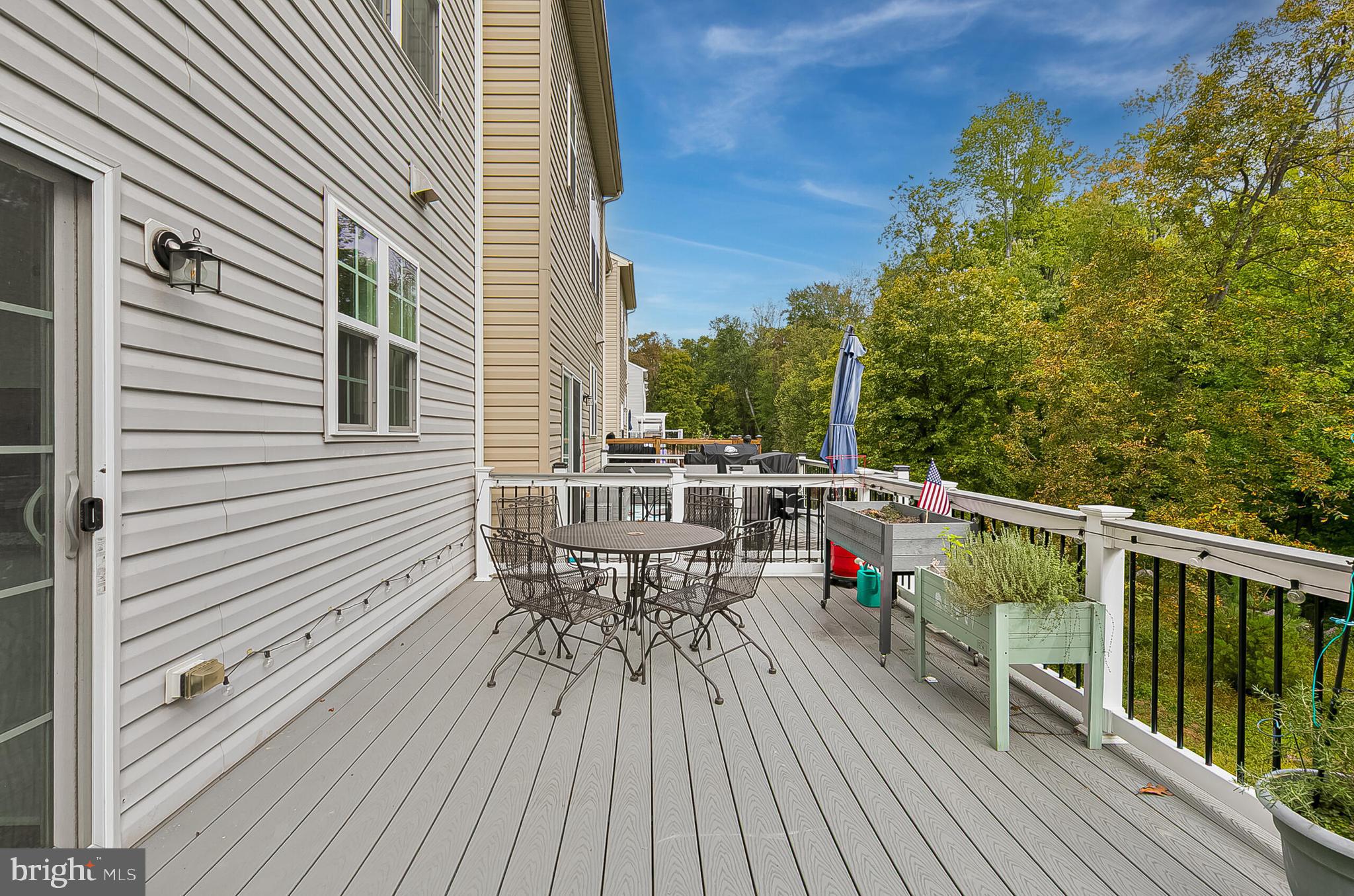 MAYFAIR - Residential