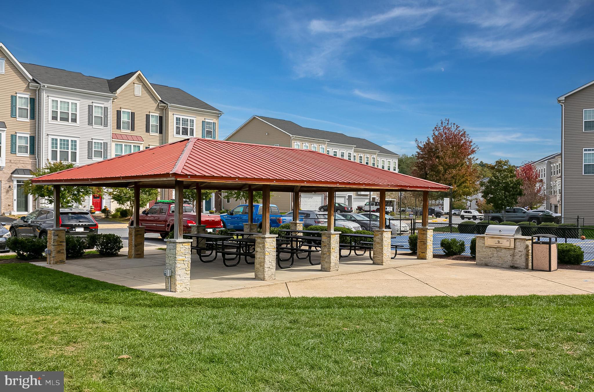 MAYFAIR - Residential