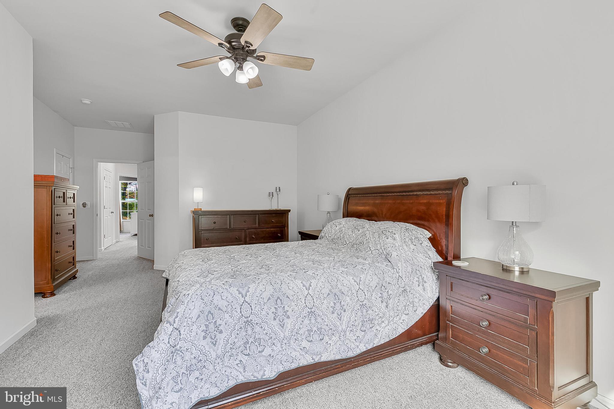 MAYFAIR - Residential