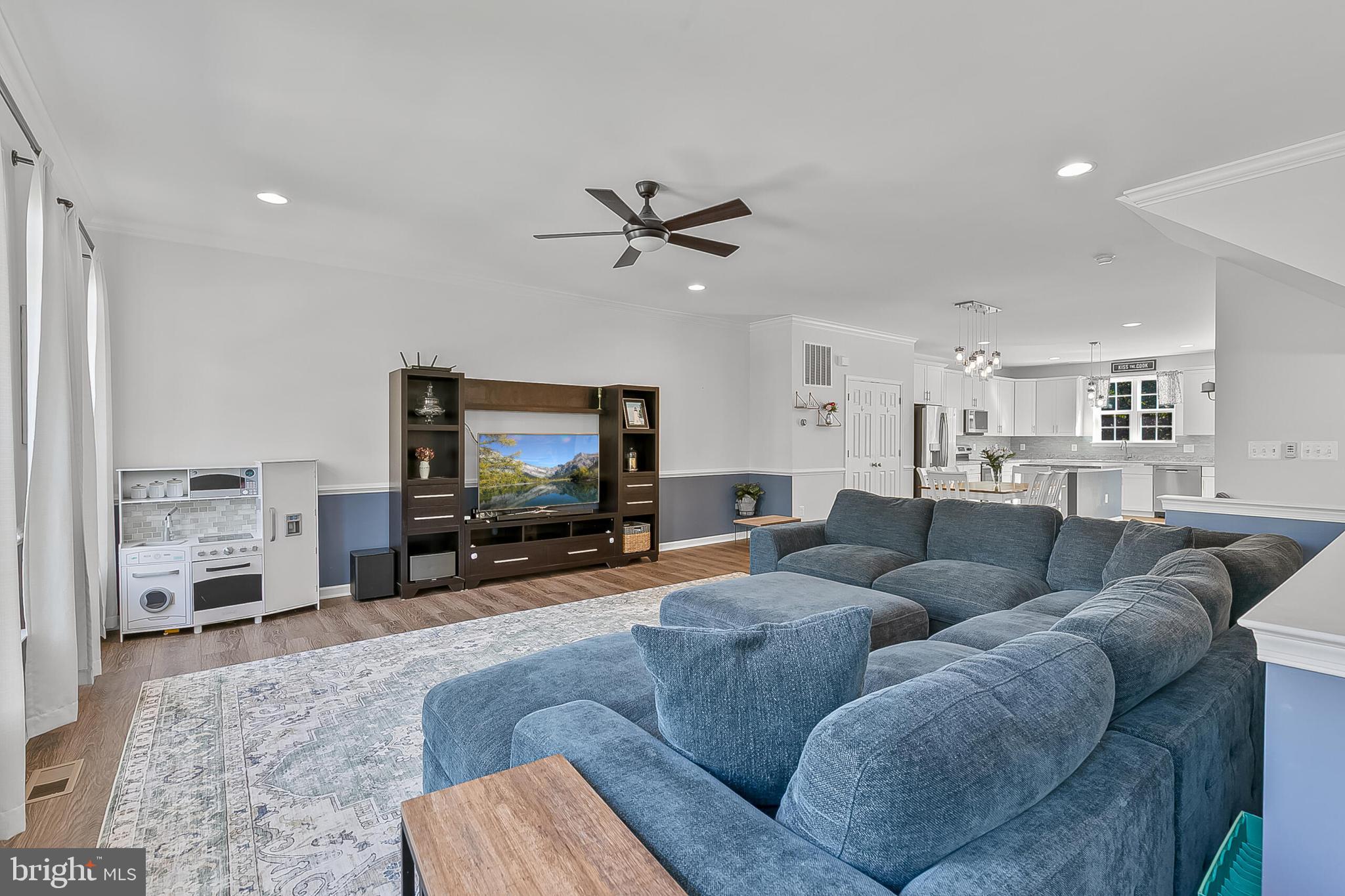 MAYFAIR - Residential