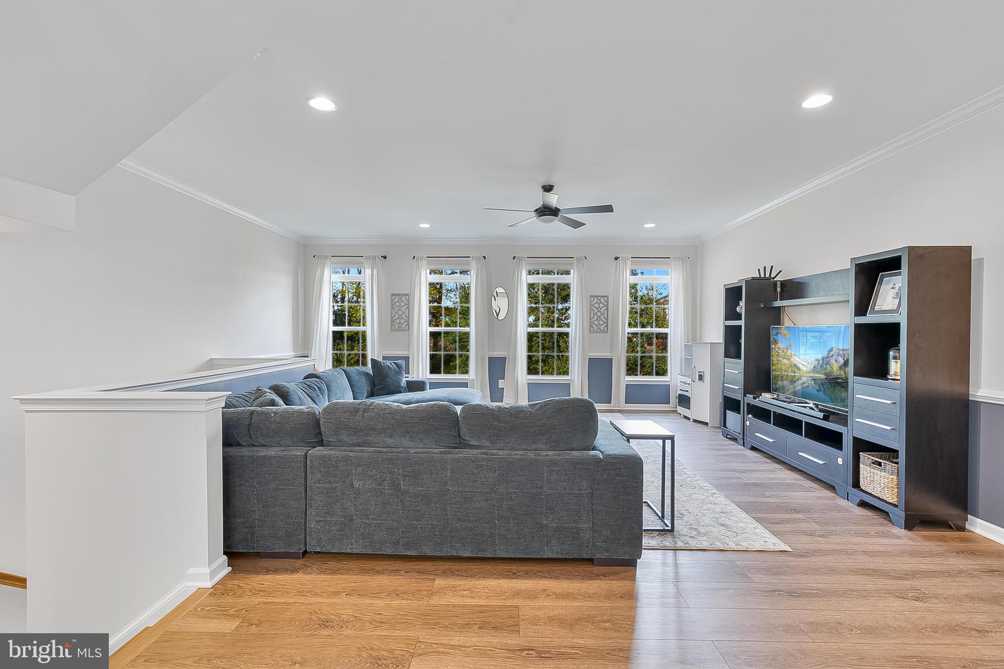 MAYFAIR - Residential