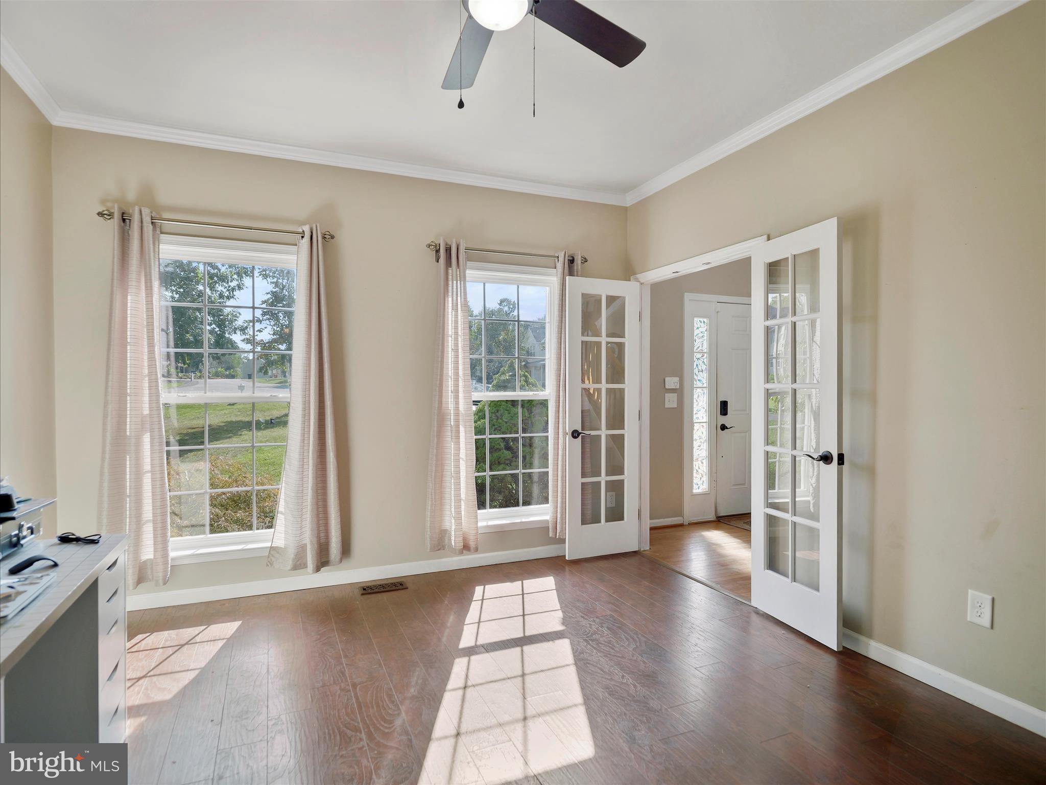 RIVER HILLS - Residential