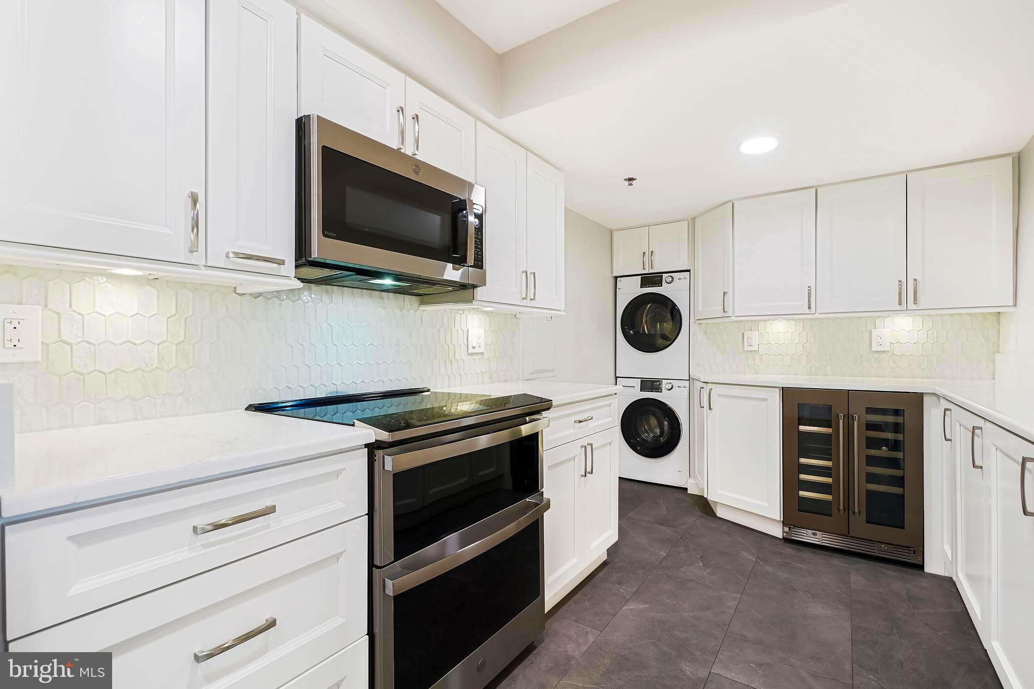 COLECROFT STATION - Residential