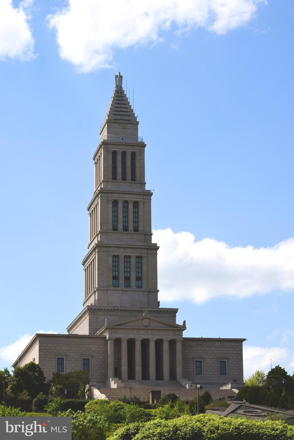 COLECROFT STATION - Residential