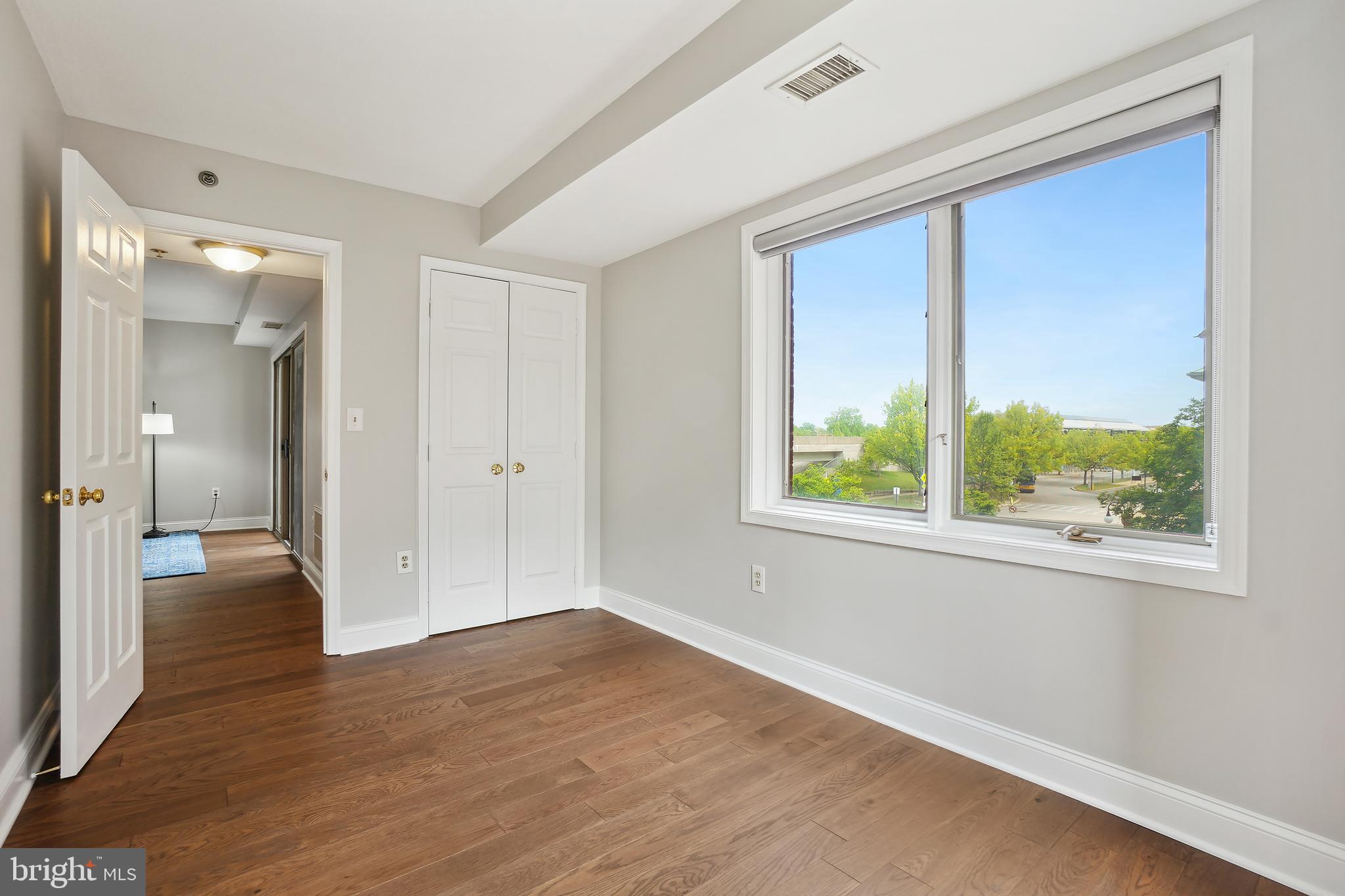 COLECROFT STATION - Residential