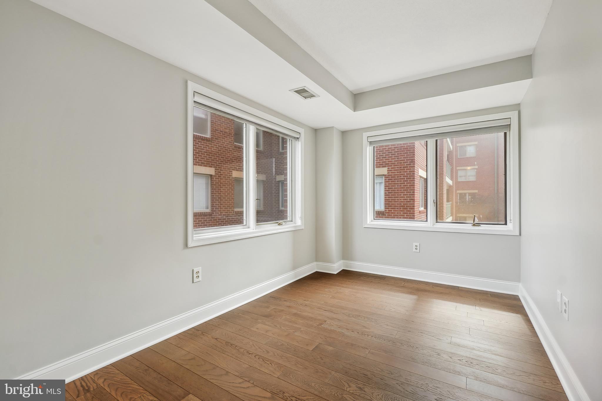 COLECROFT STATION - Residential