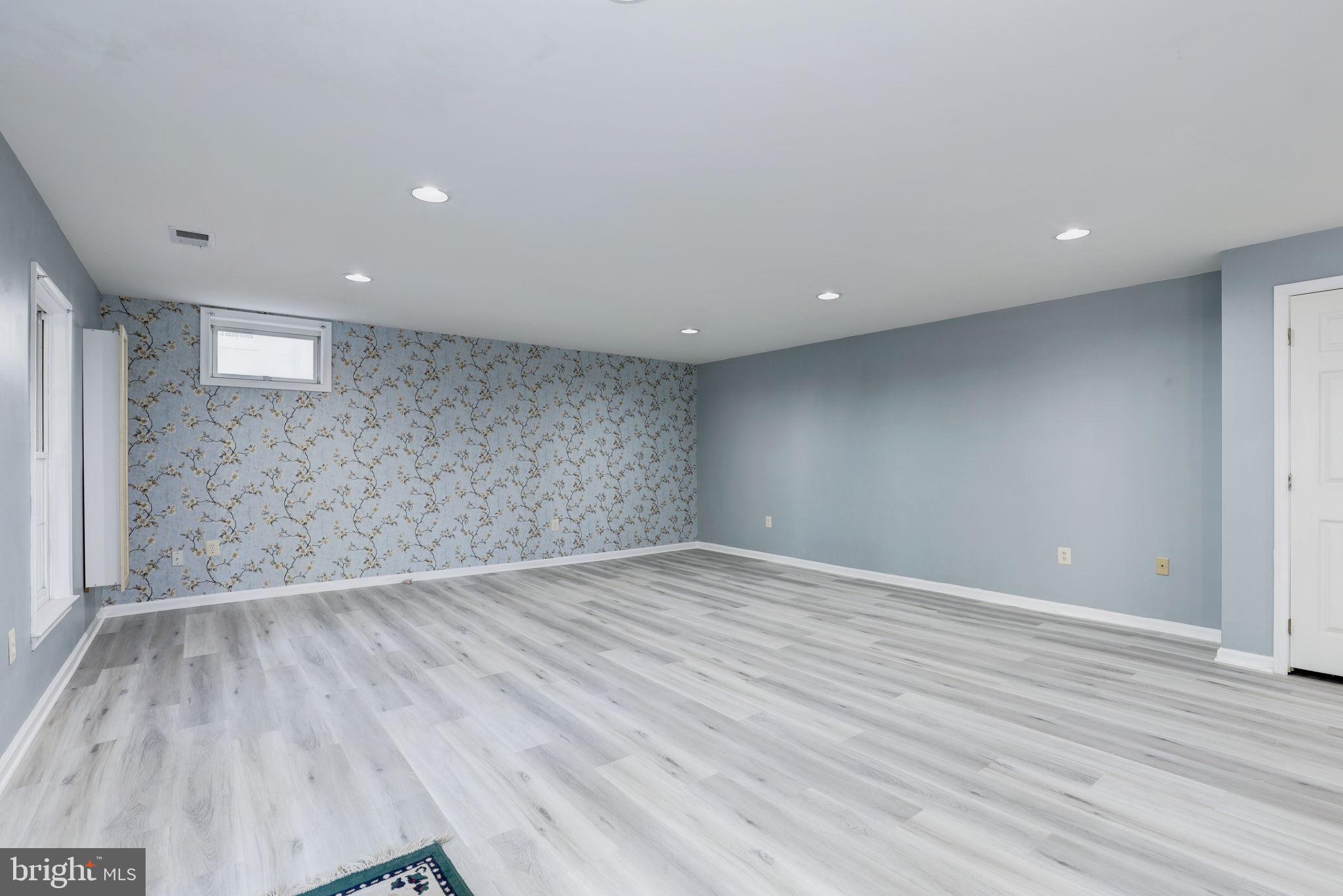 BLENHEIM - Residential