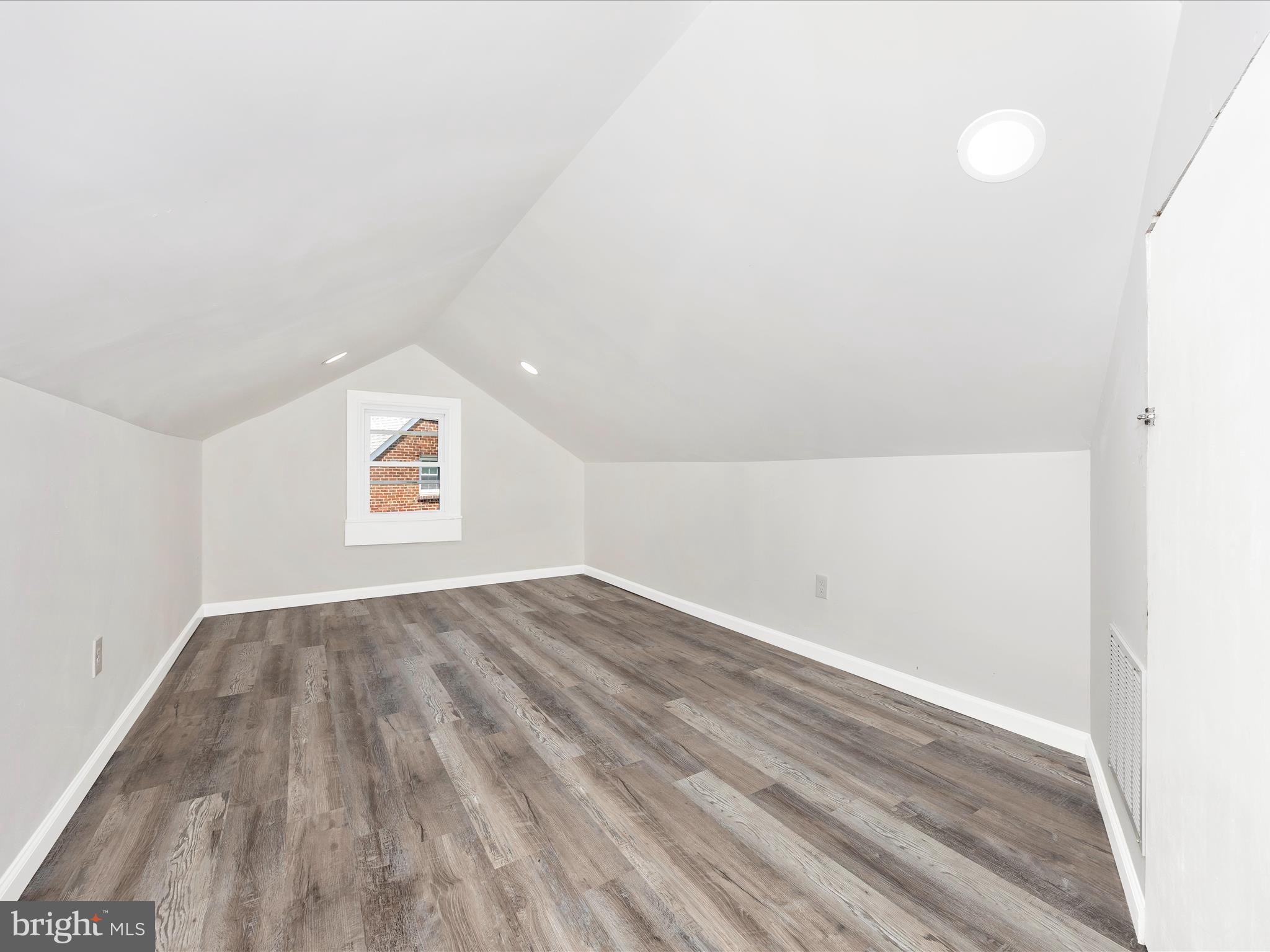 HIGHLAND VIEW PARK - Residential