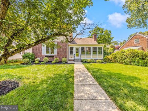 Photo of 9110 Wire Avenue, SILVER SPRING, MD 20901 (MLS # MDMC2199008)