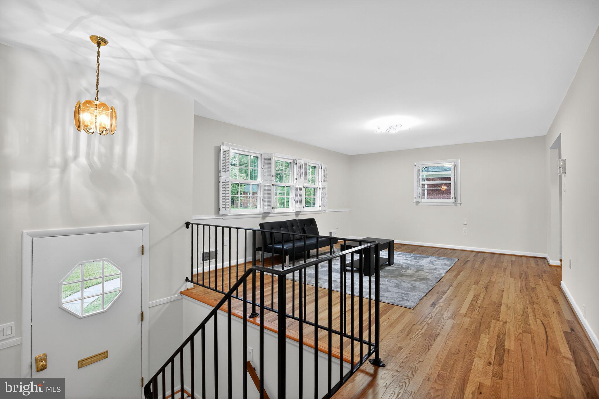 1704 COOL SPRING DRIVE