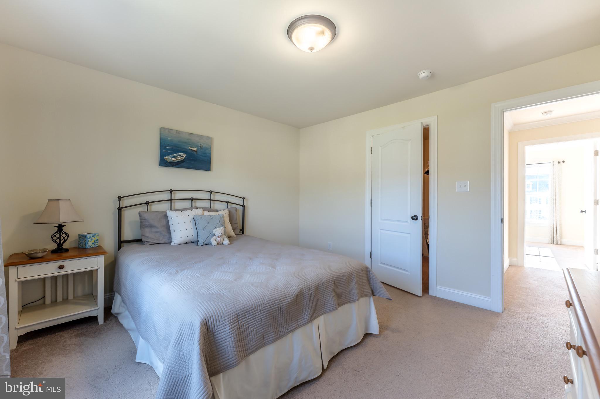 SPRINGTOWN KNOLL - Residential