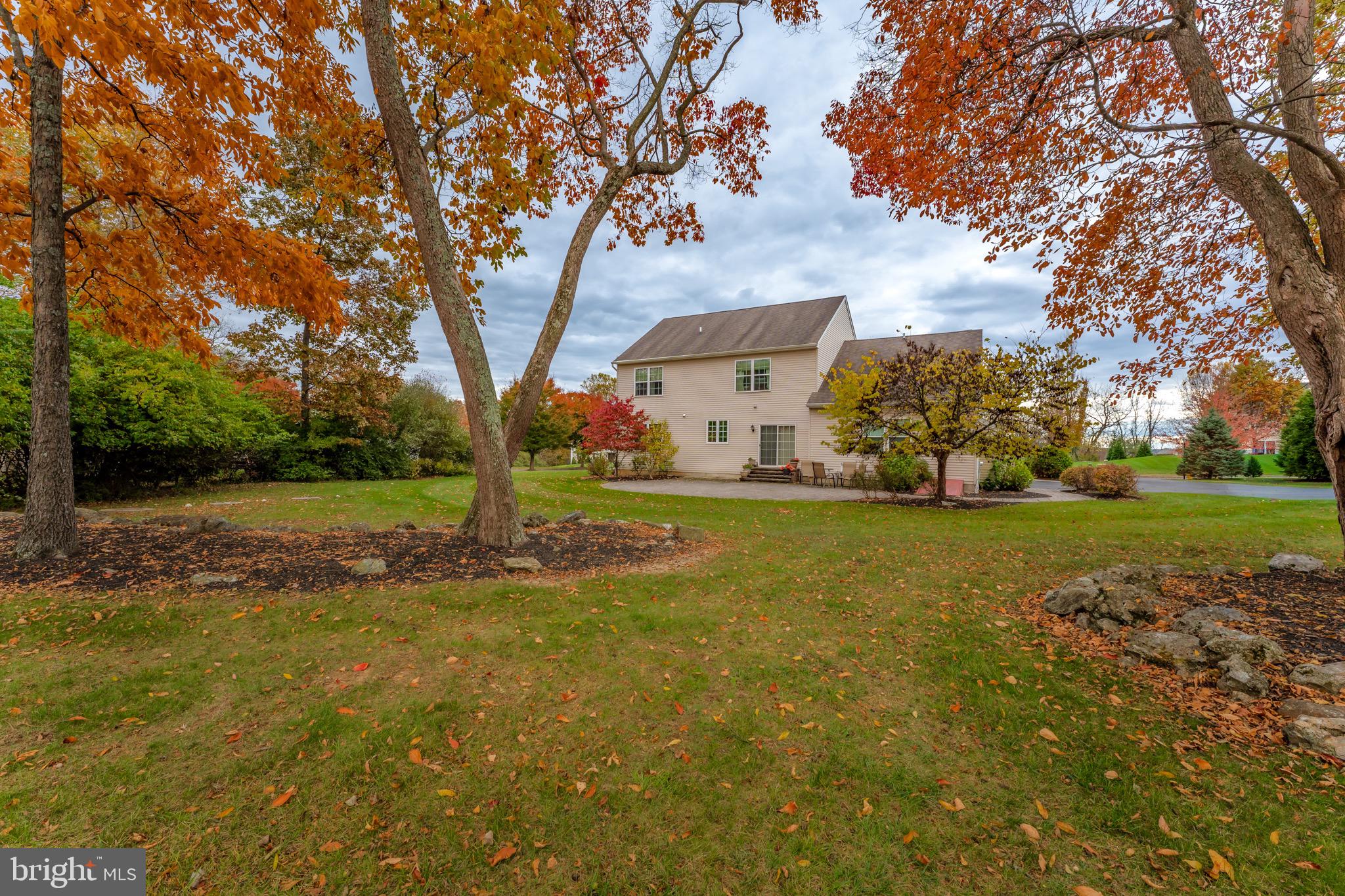 SPRINGTOWN KNOLL - Residential