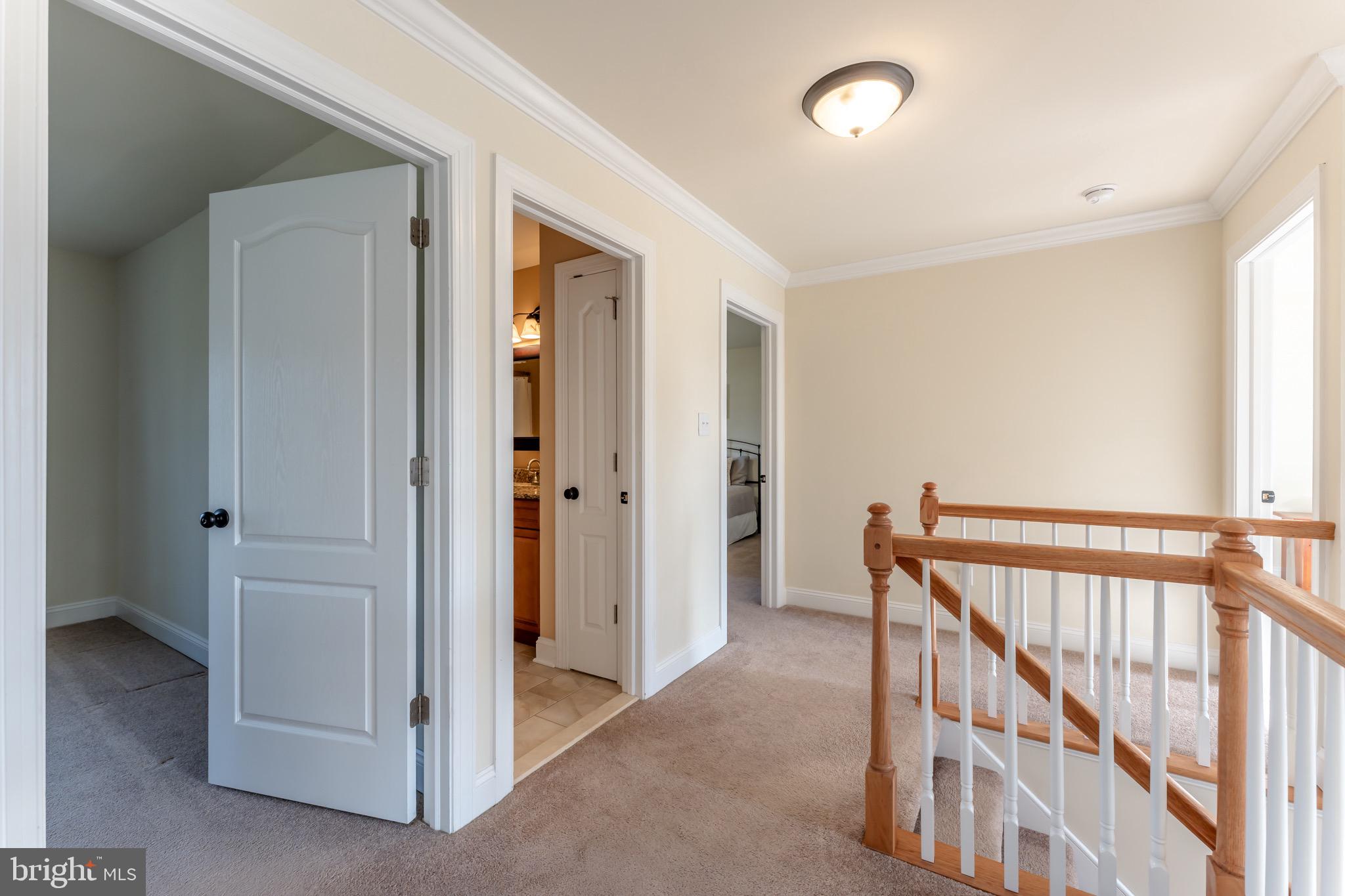 SPRINGTOWN KNOLL - Residential