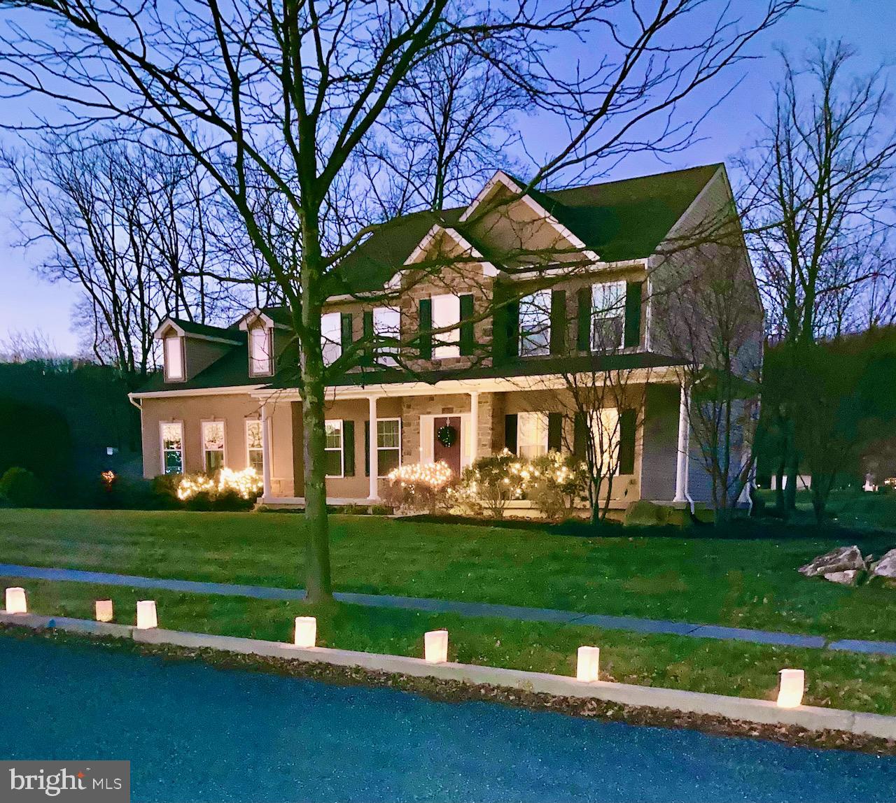 SPRINGTOWN KNOLL - Residential