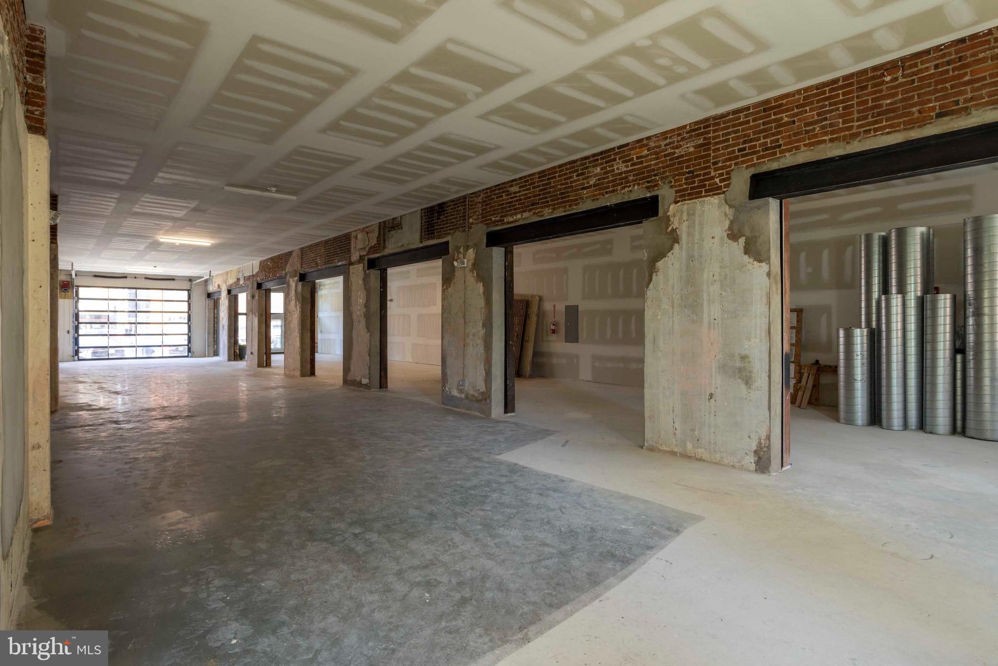 709 N 2ND STREET RETAIL