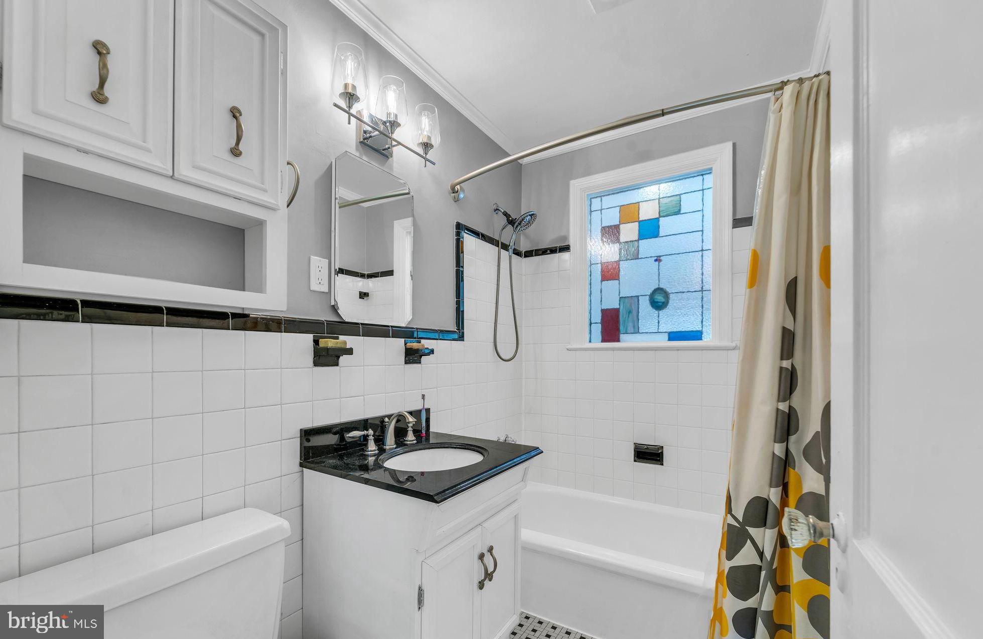 KENSINGTON - Residential