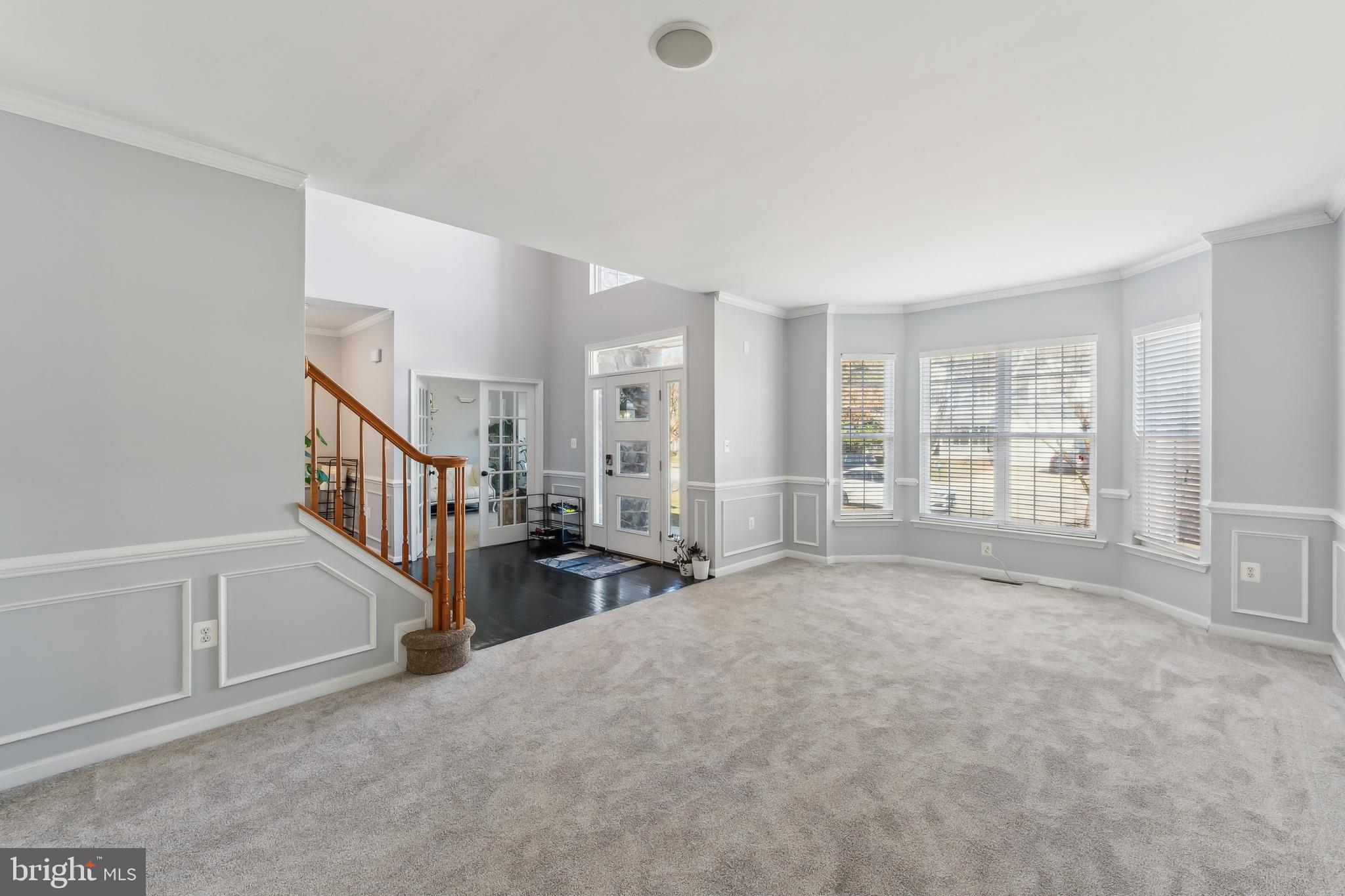 1030 CANTERBURY LANE