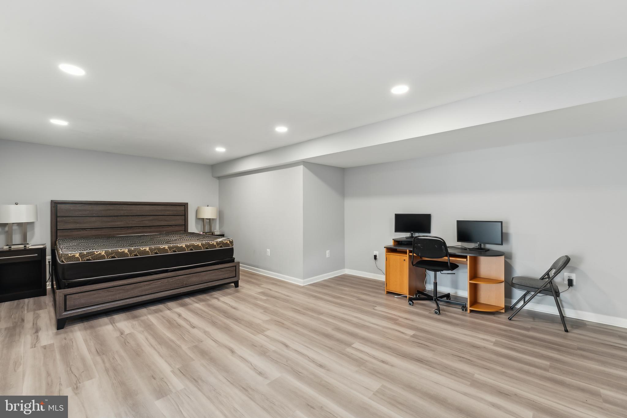 KINGS GRANT - Residential