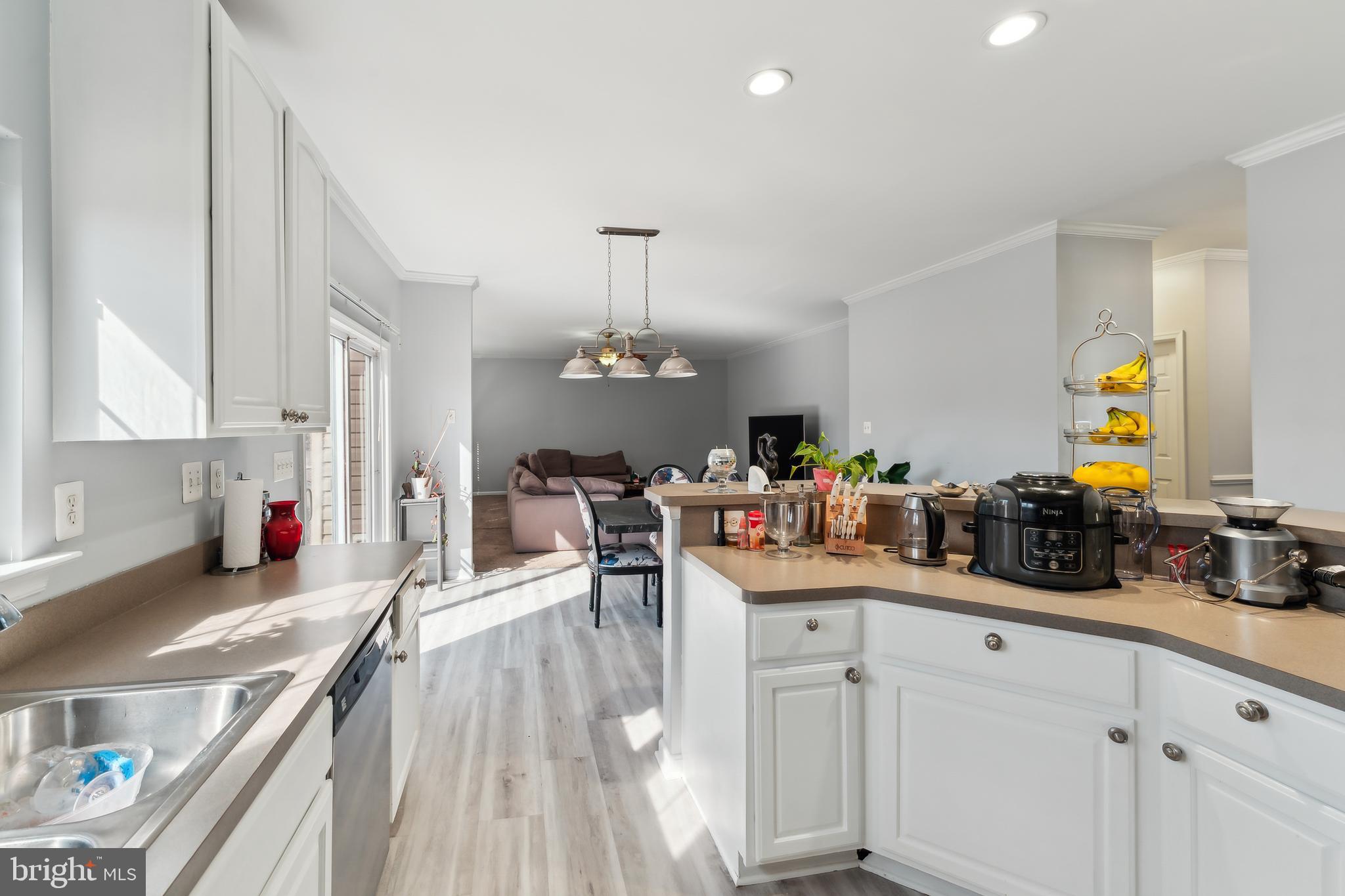 KINGS GRANT - Residential