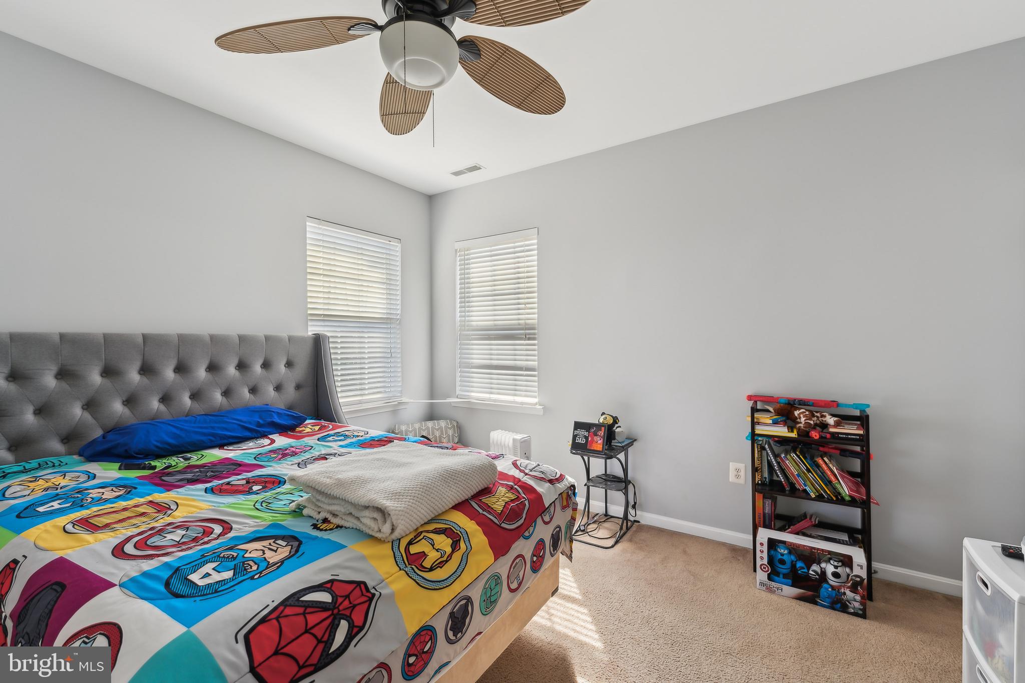 KINGS GRANT - Residential