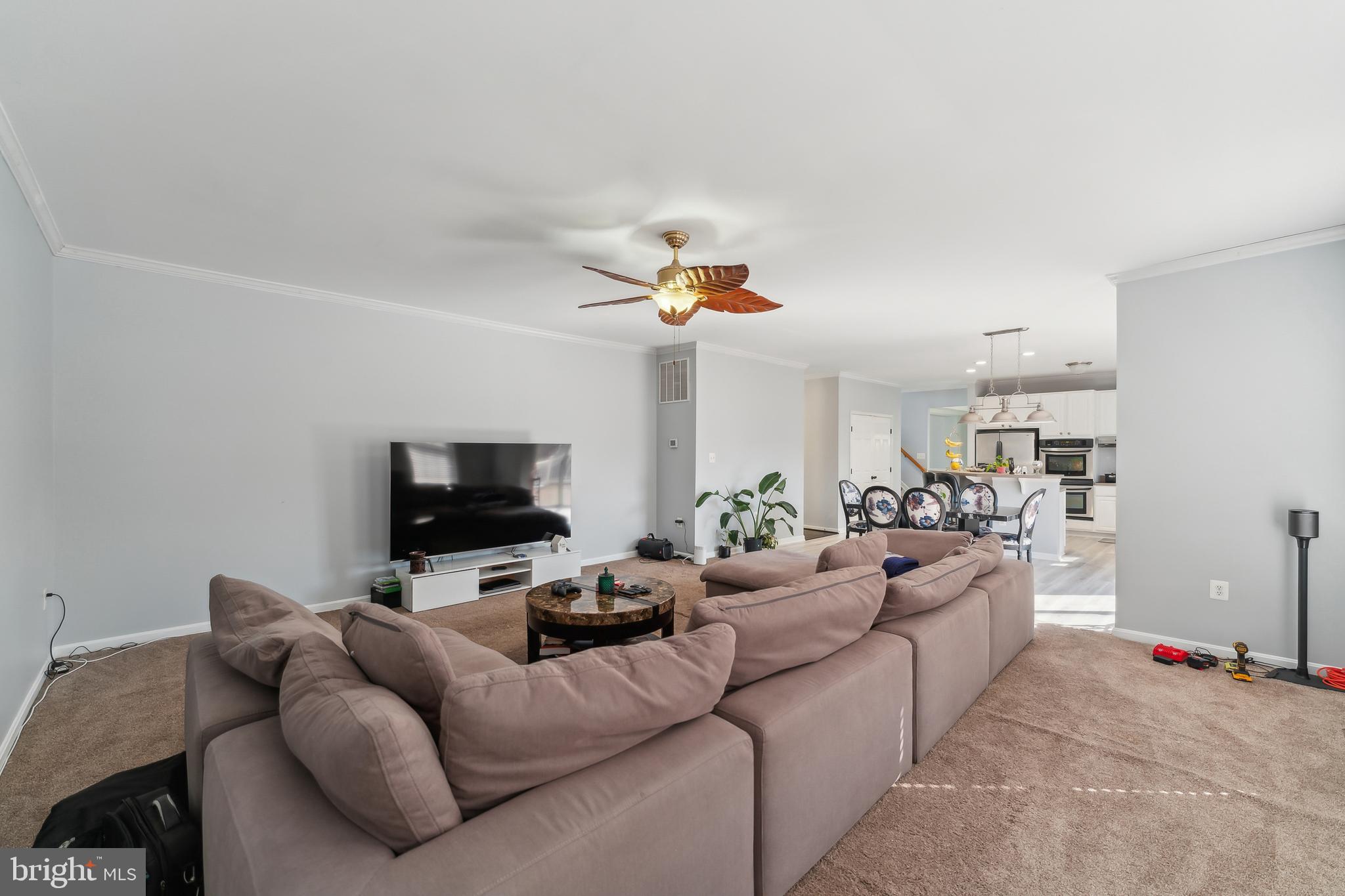 KINGS GRANT - Residential