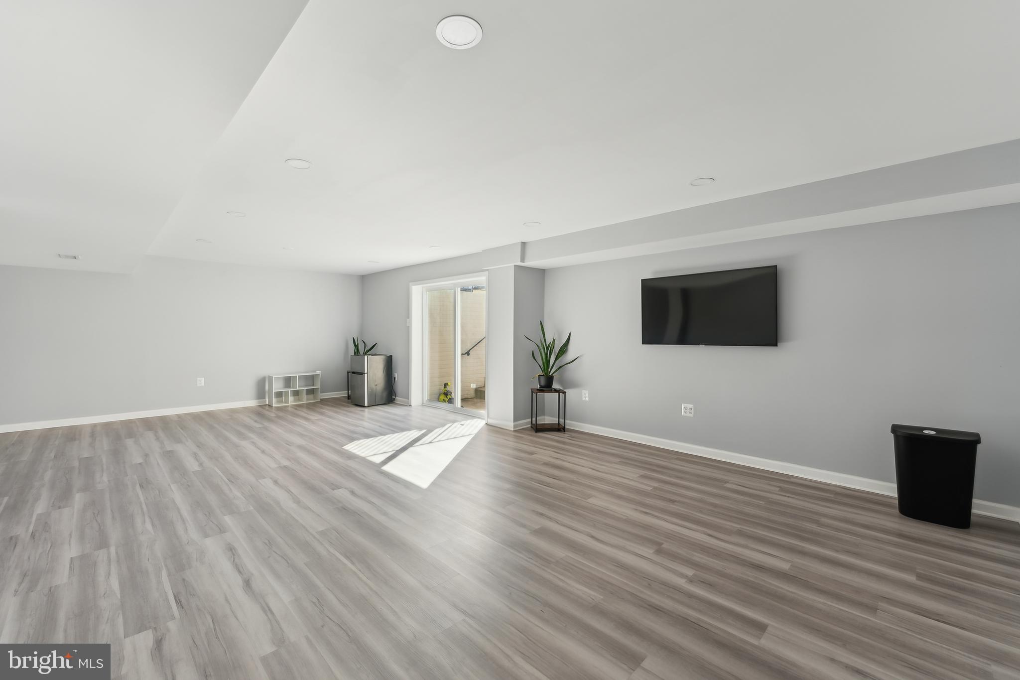 KINGS GRANT - Residential