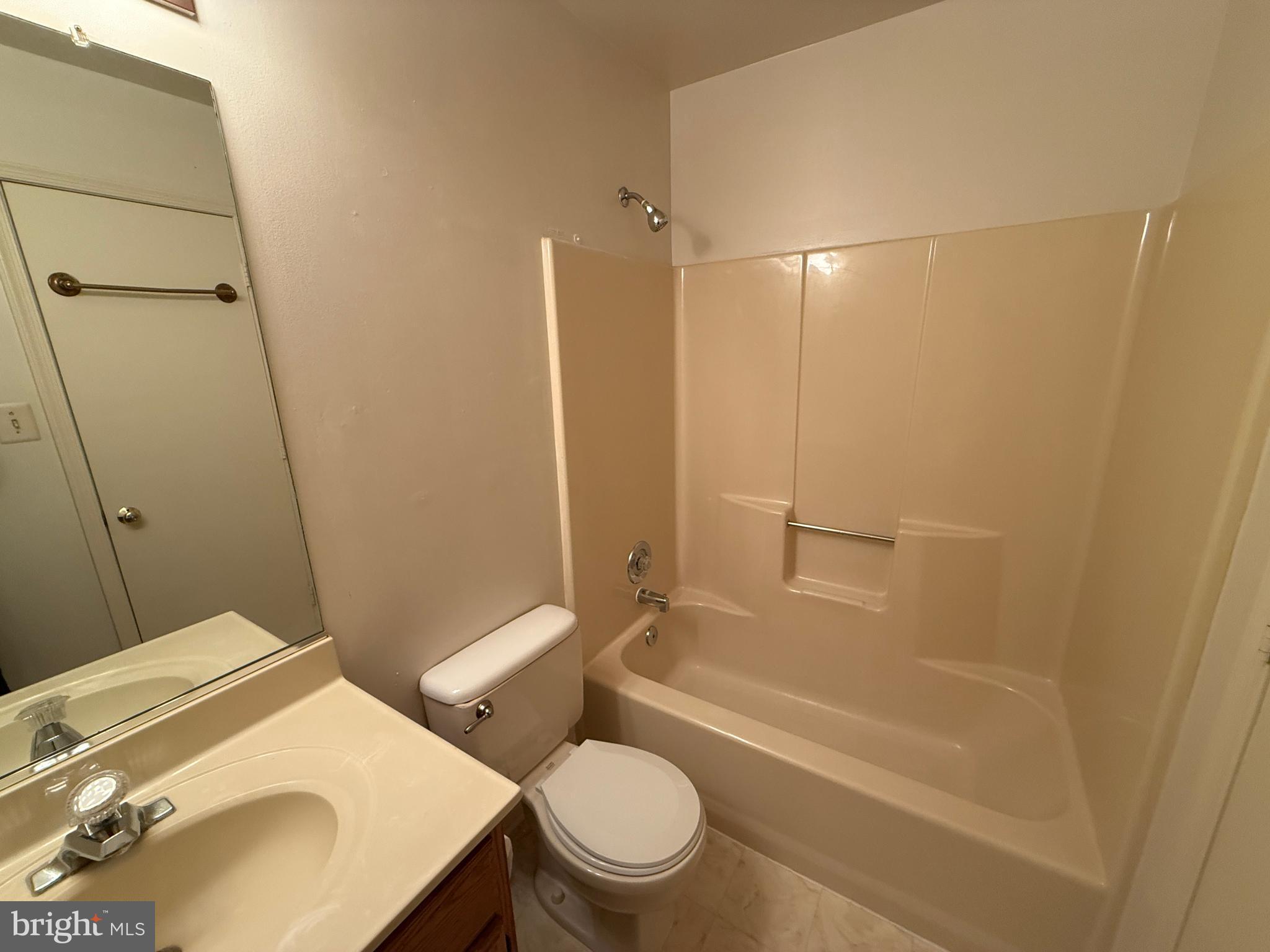 SYLVANIA HEIGHTS - Residential Lease