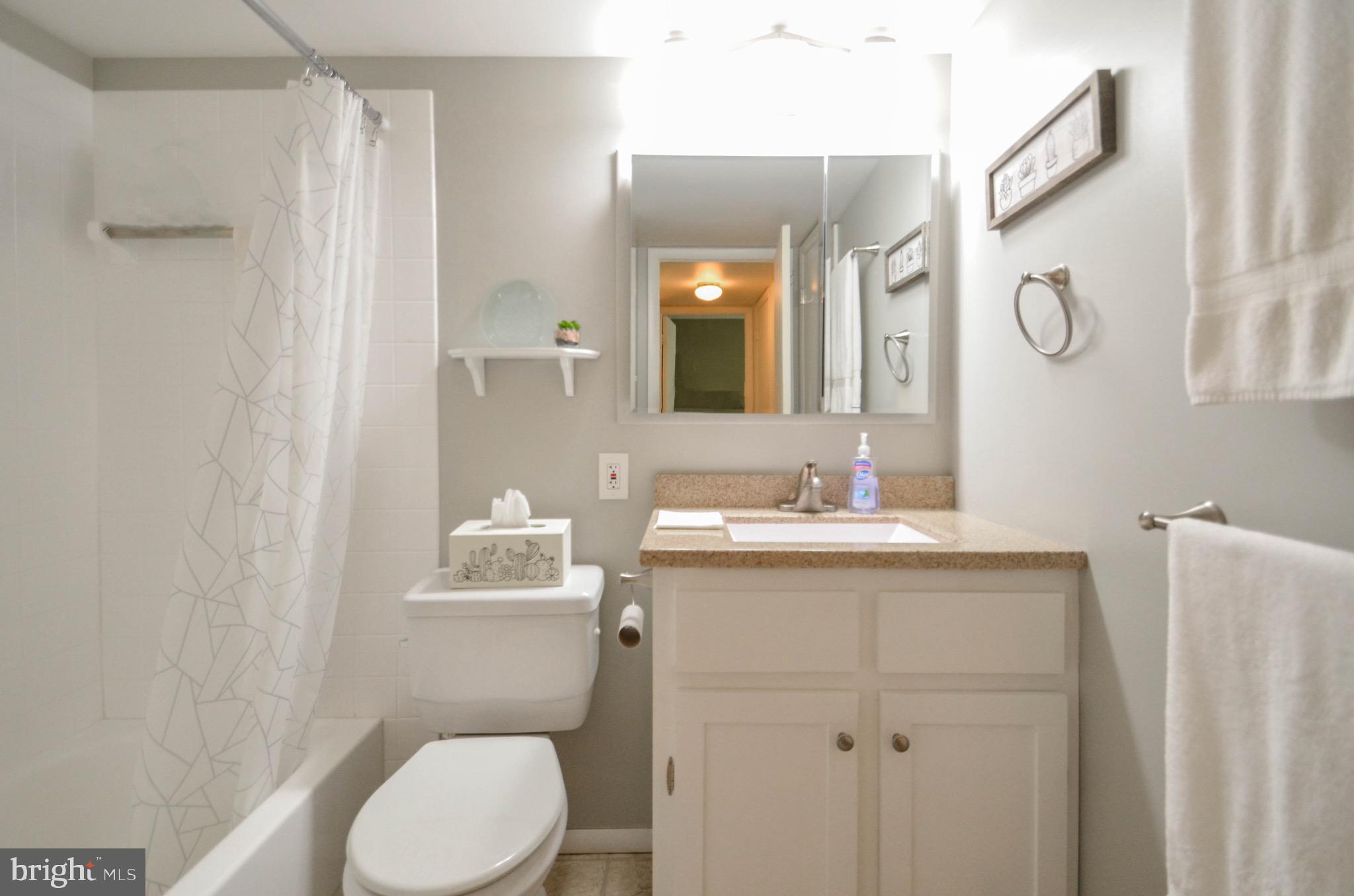 FAIRWAYS AT BROOKSID - Residential