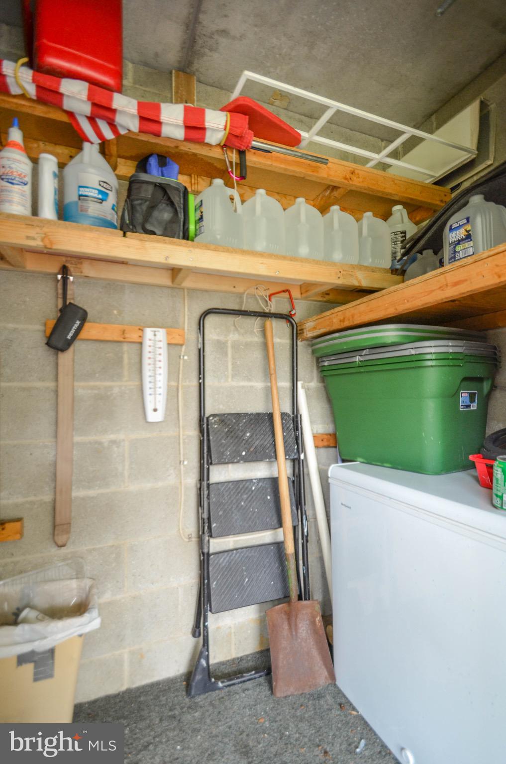 FAIRWAYS AT BROOKSID - Residential