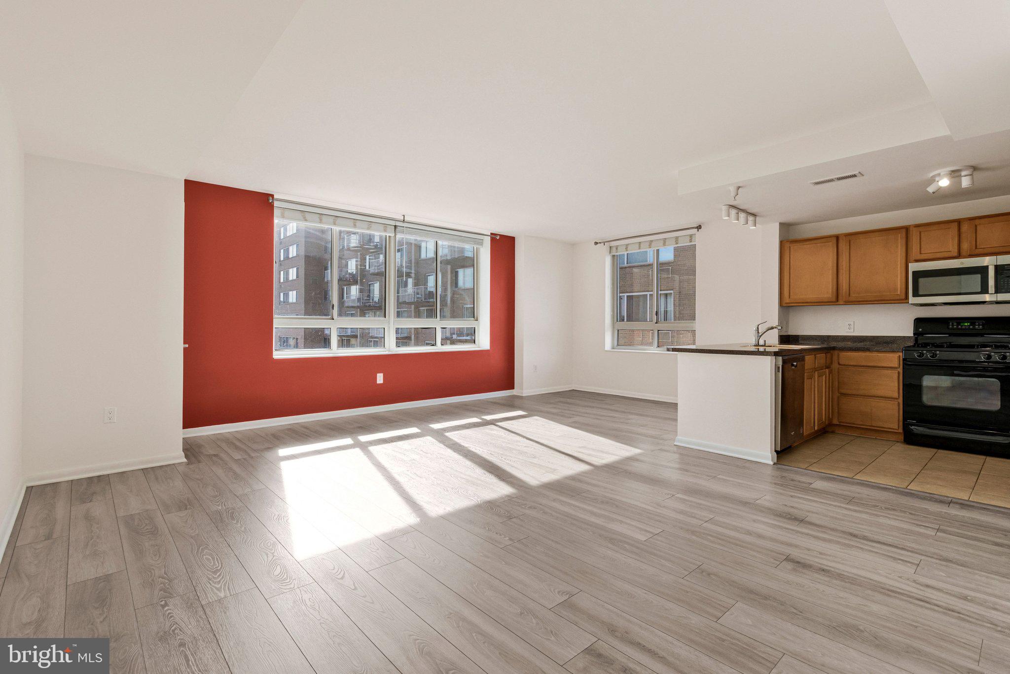 350 G STREET SW N501