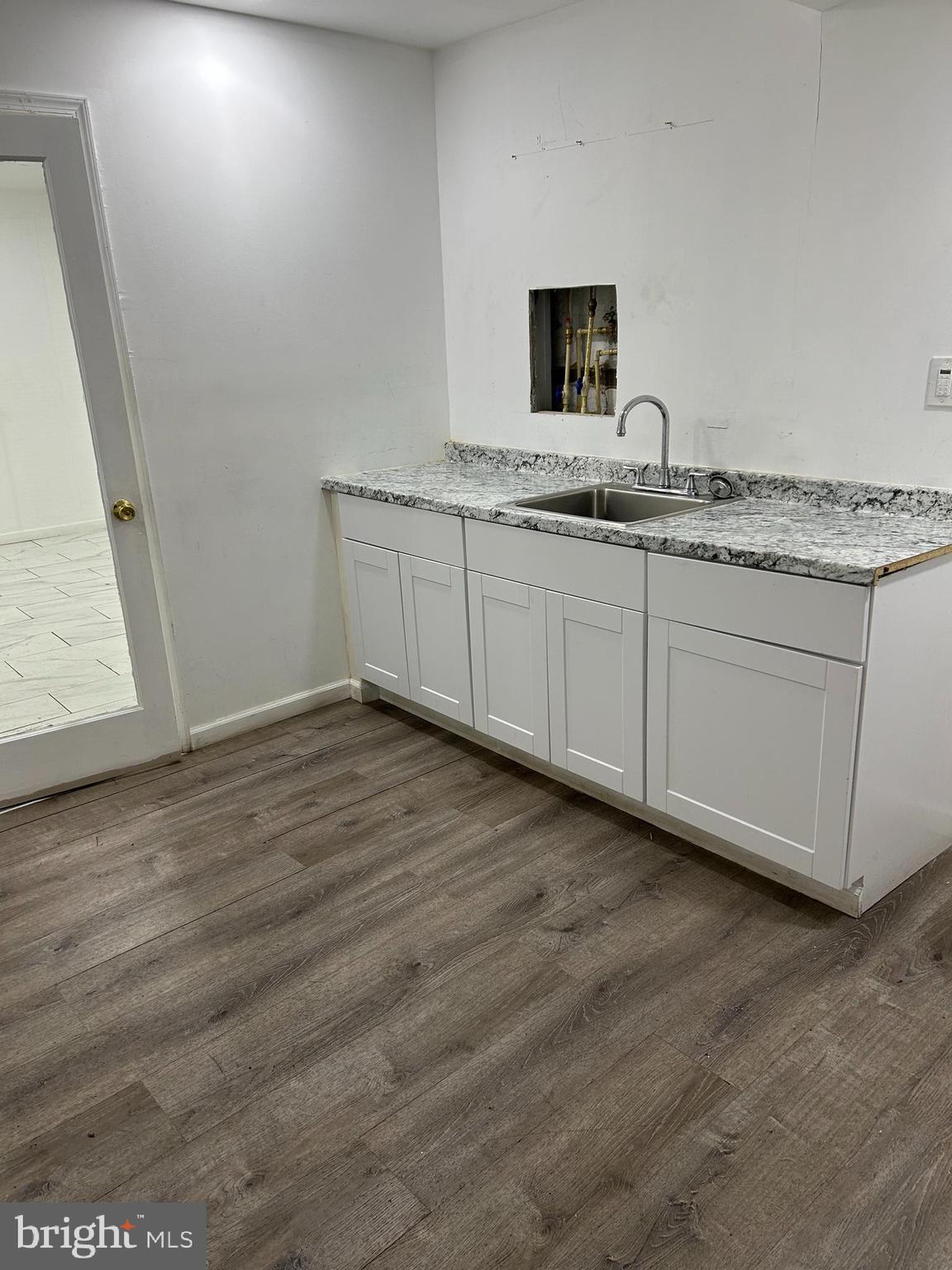 AERO ACRES - Commercial Lease