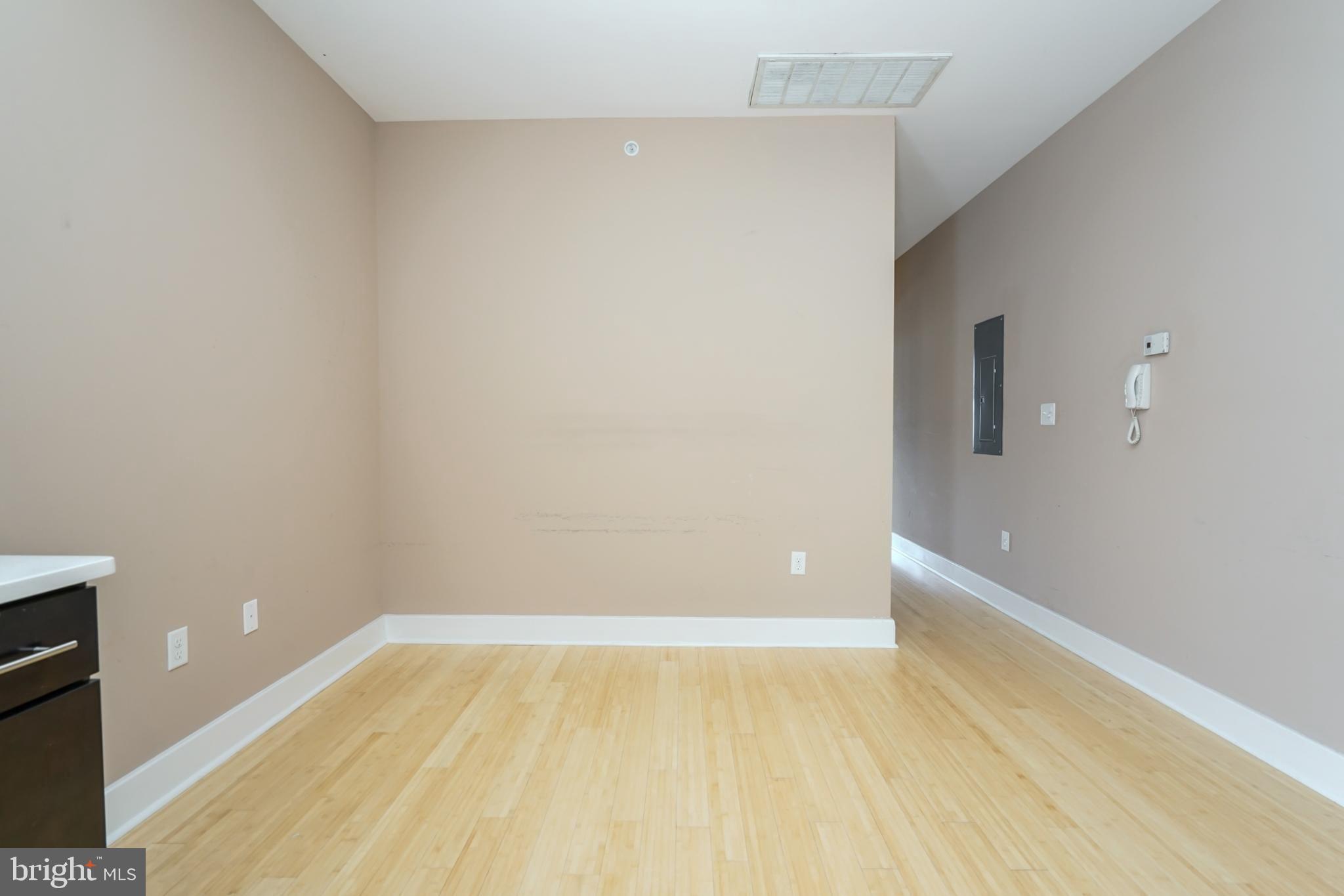 TEMPLE UNIVERSITY - Residential Lease